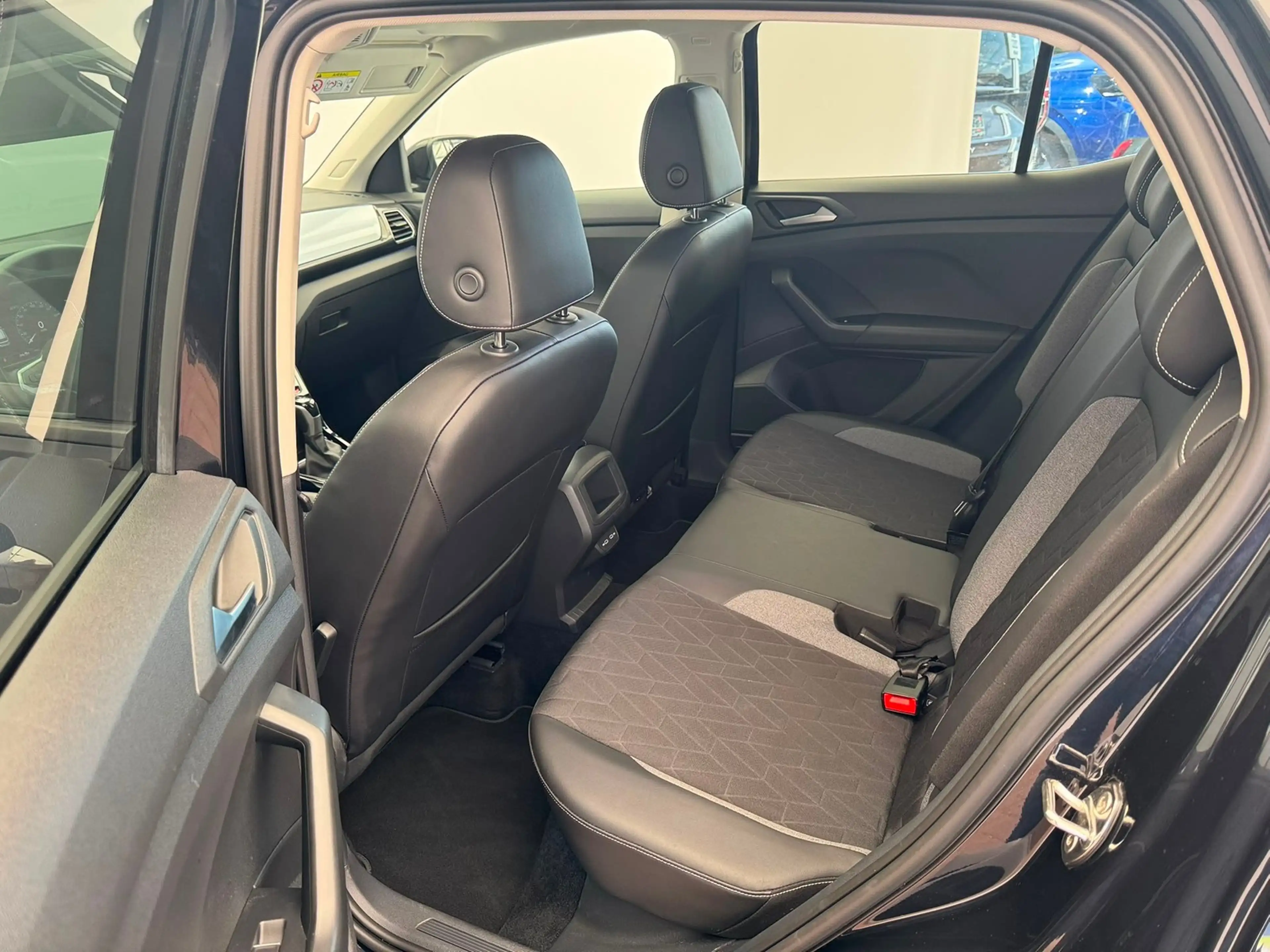 Volkswagen T-Cross Goal 1.5TSI DSG+ACC+KAMERA+NAVI+MFL+TEILLEDER — photo 13
