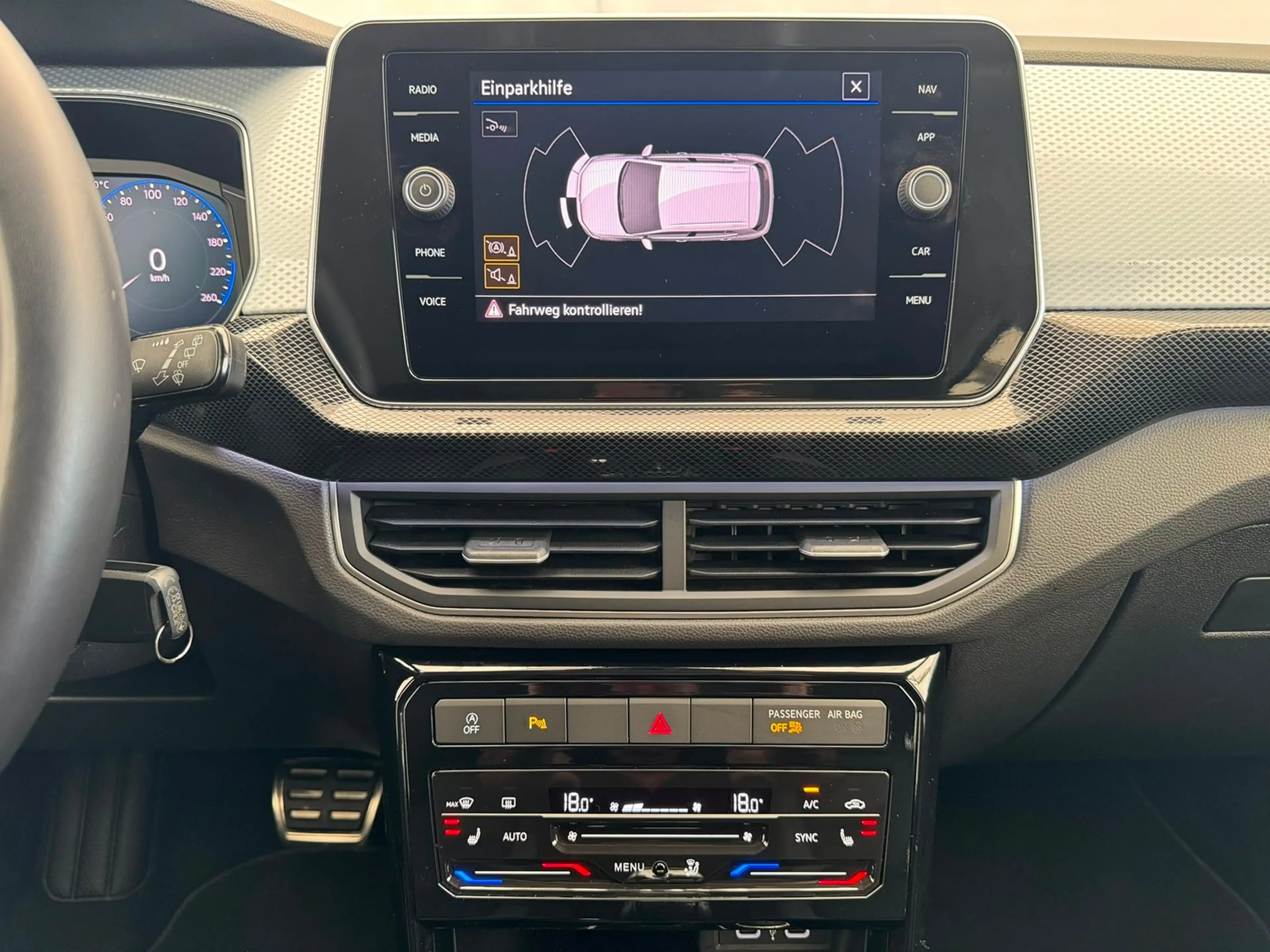 Volkswagen T-Cross Goal 1.5TSI DSG+ACC+KAMERA+NAVI+MFL+TEILLEDER — photo 7