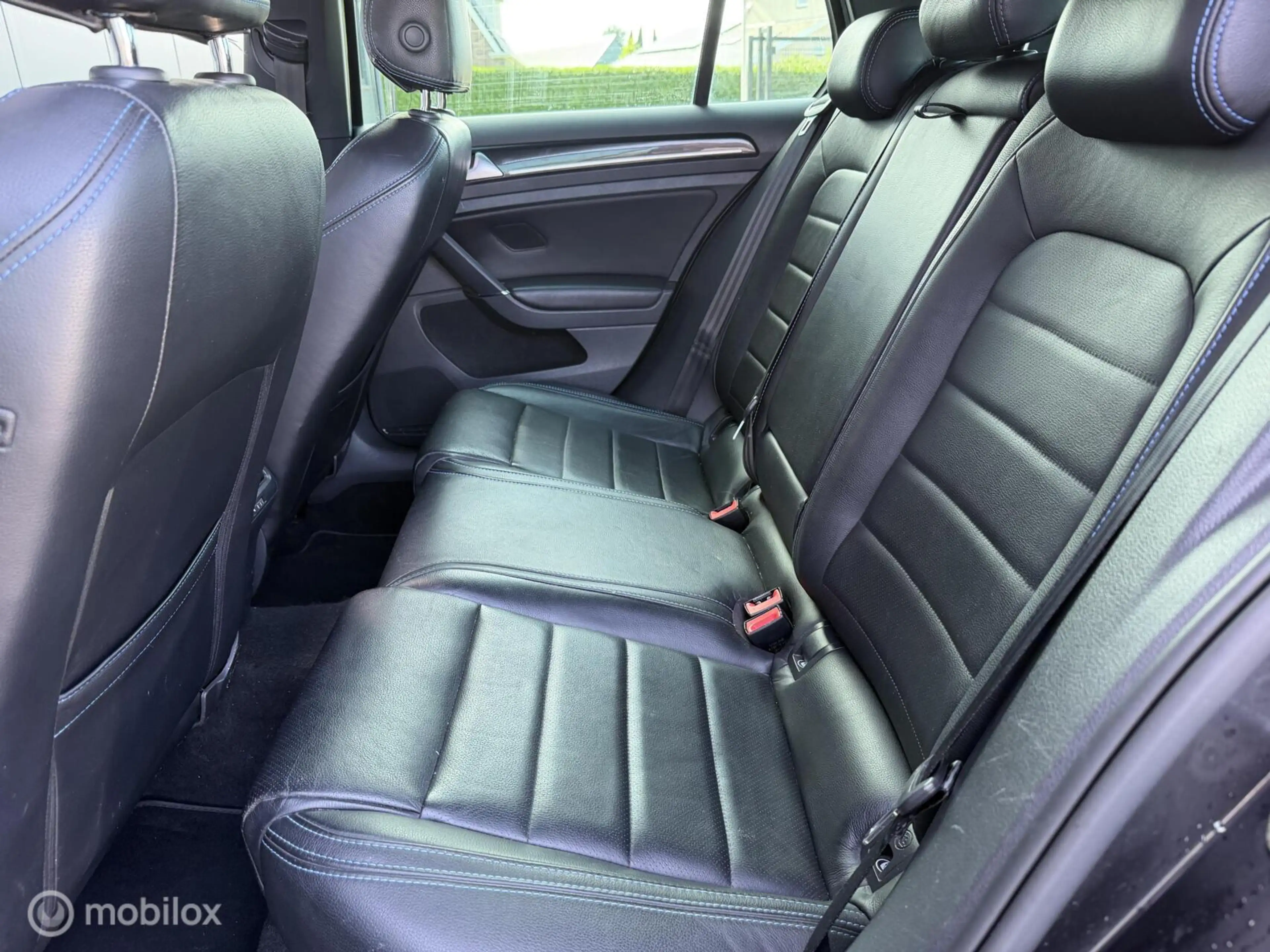 Volkswagen Golf GTE 1.4 TSI — photo 10