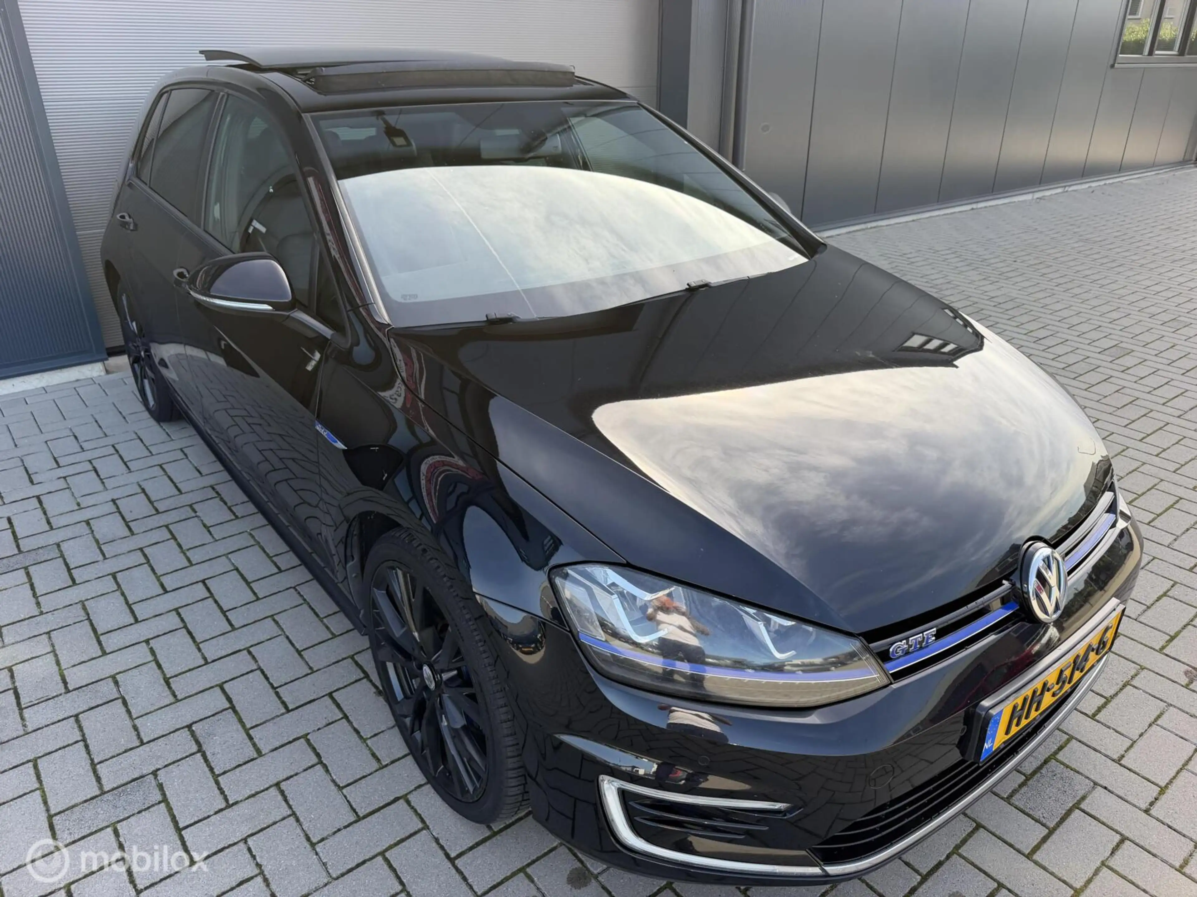 Volkswagen Golf GTE 1.4 TSI — photo 3