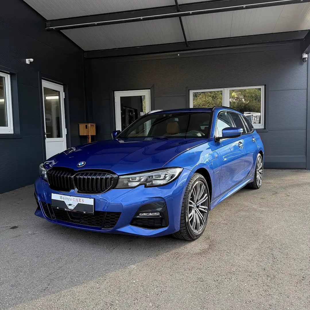 BMW 330 e Touring M-Sport Aut. Blau - 1