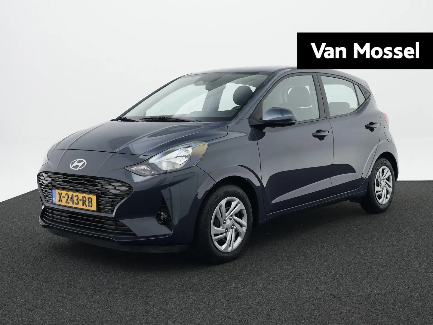 Hyundai i10 1.0 Comfort | Airco | Cruise Control | Apple Carpl Grijs - 1