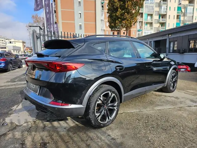 Cupra Formentor view 4