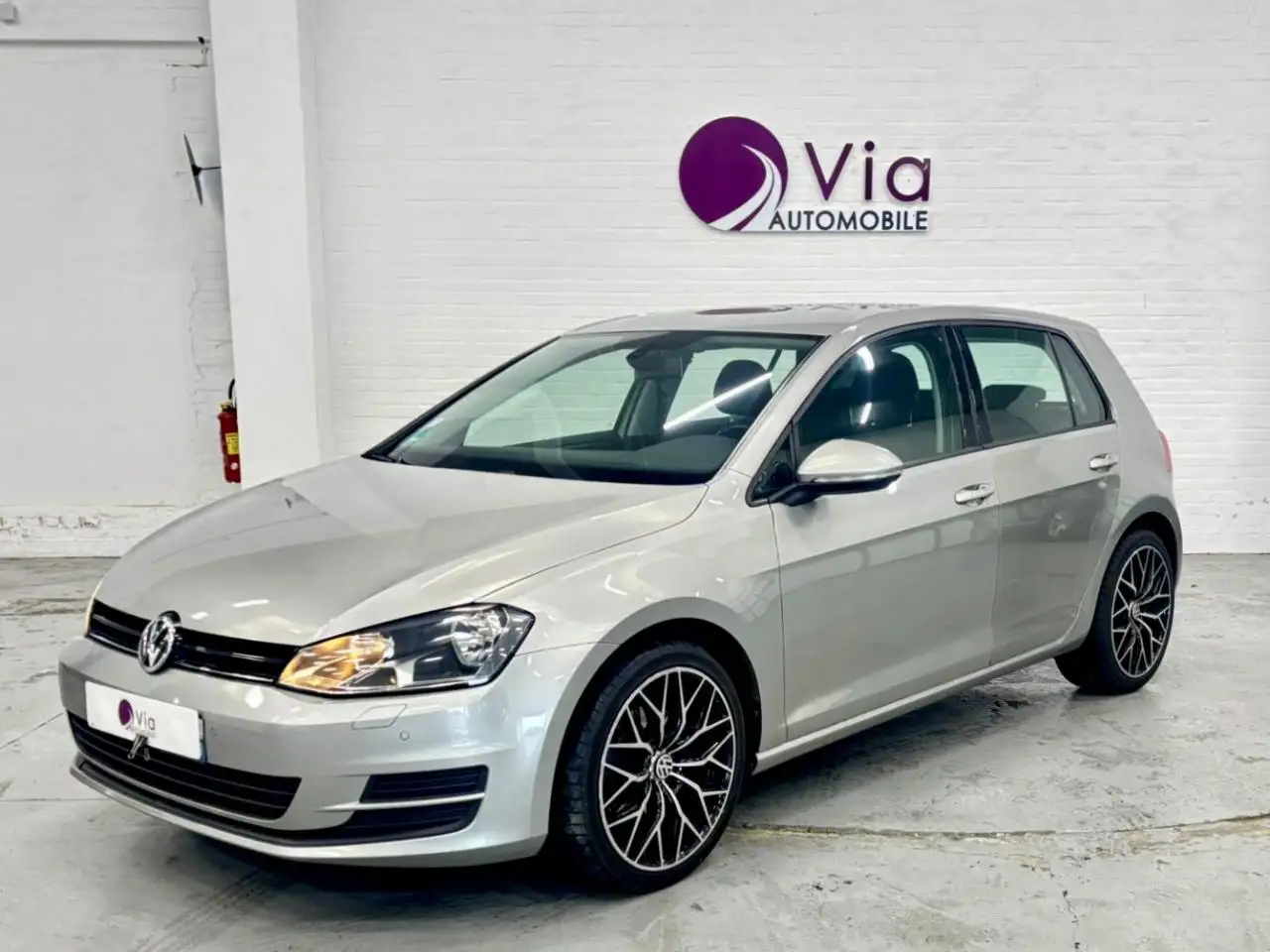 Volkswagen Golf 1.2 TSI BLUEMOTION 85 TRENDLINE / SIEGE 