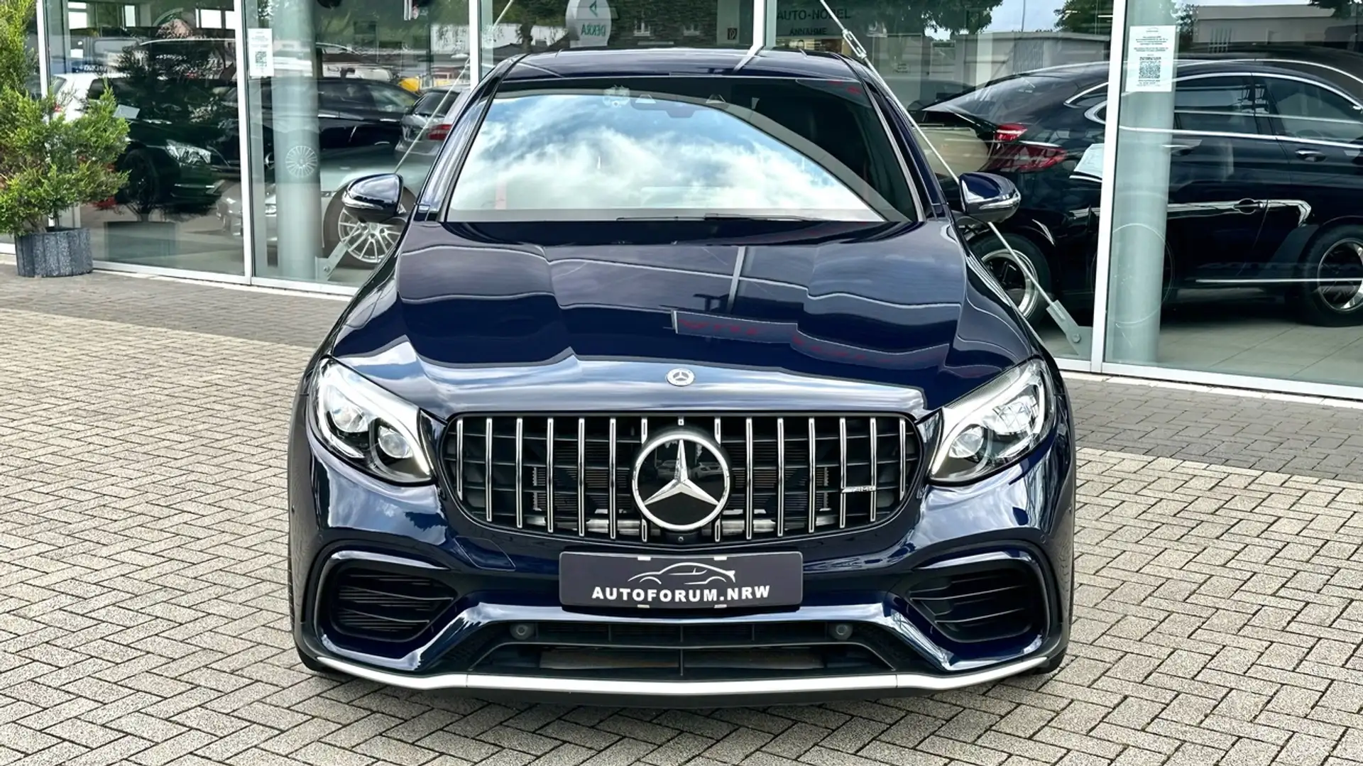 Mercedes-Benz GLC 63 AMG 4Matic+ Coupé - 26.948 km - Burmester - Headup Синій - 2