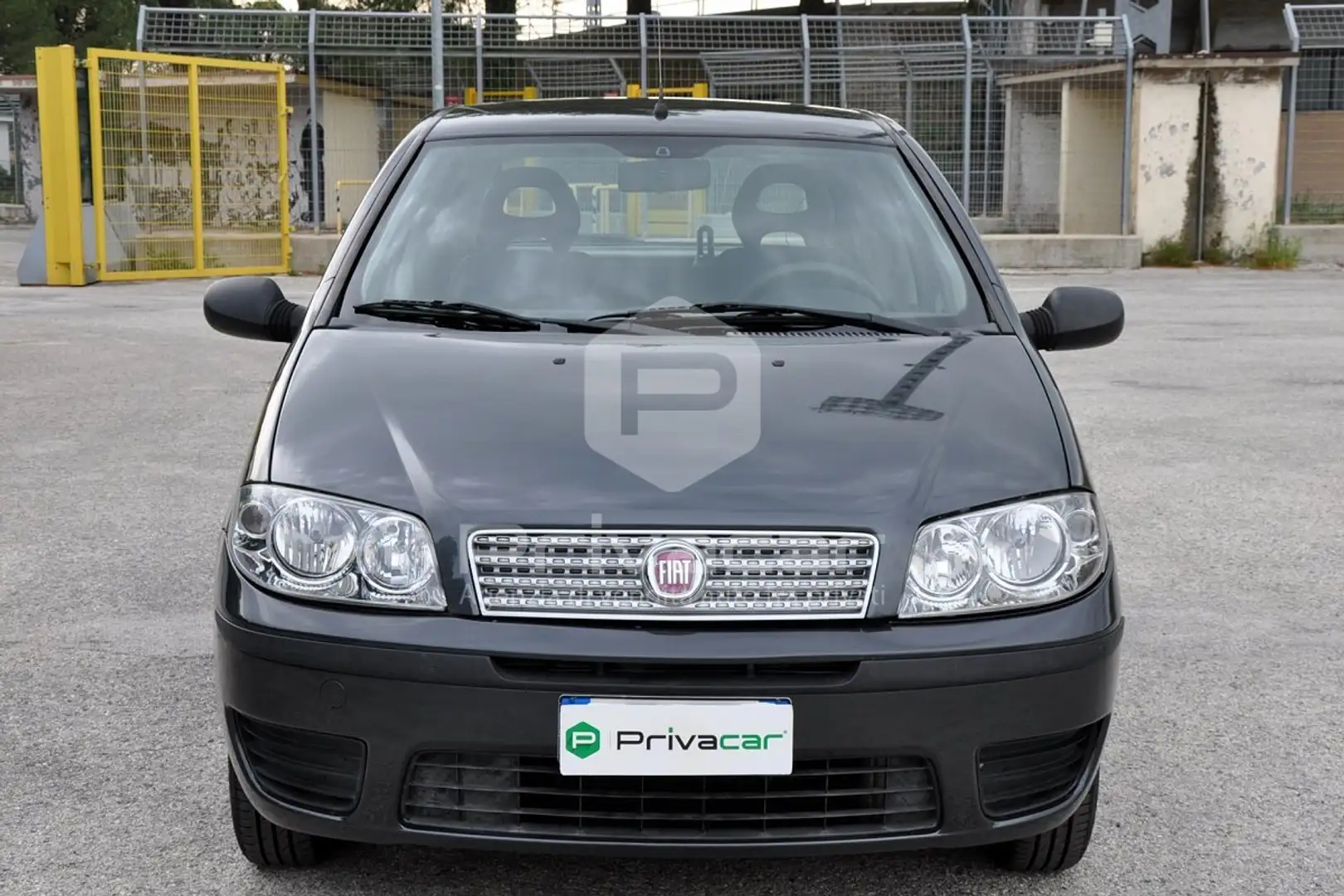 Fiat Punto Punto Classic 1.2 5 porte Active Stříbrná - 2