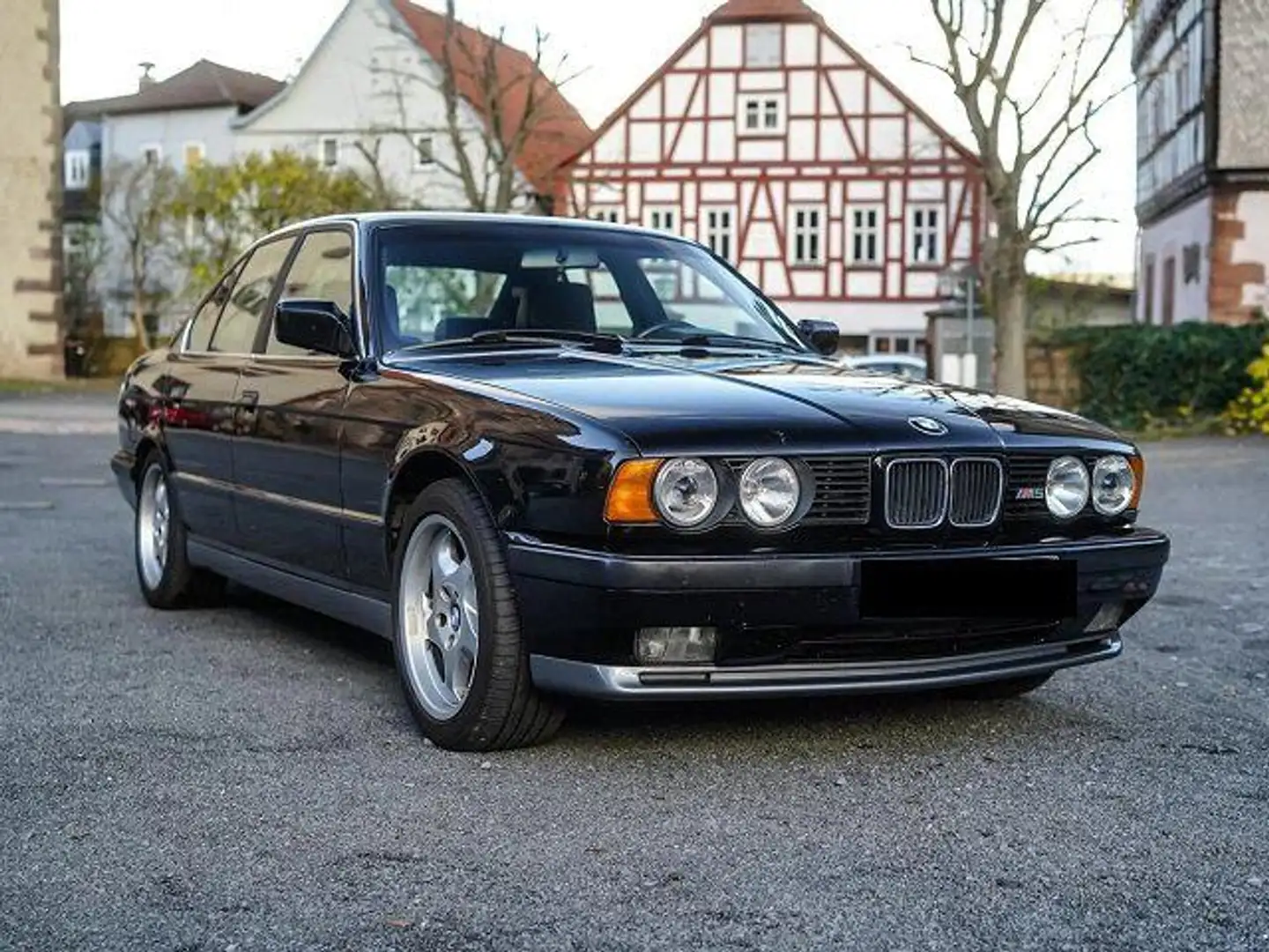 BMW M5 M5 3.5 Noir - 1