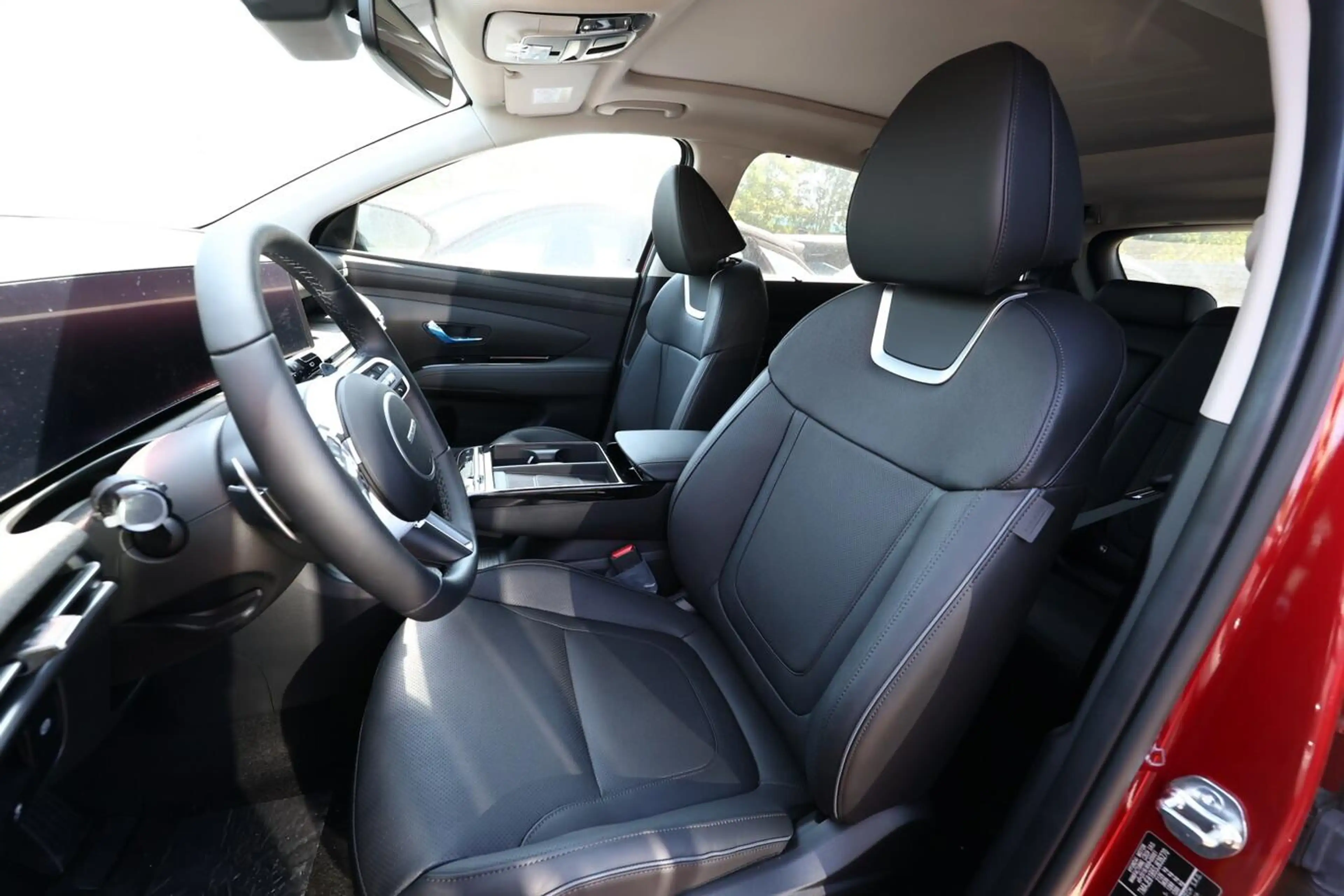 Hyundai TUCSON Prime MHEV DCT Matrix Leder HUD AssistP 118 kW ... — photo 6