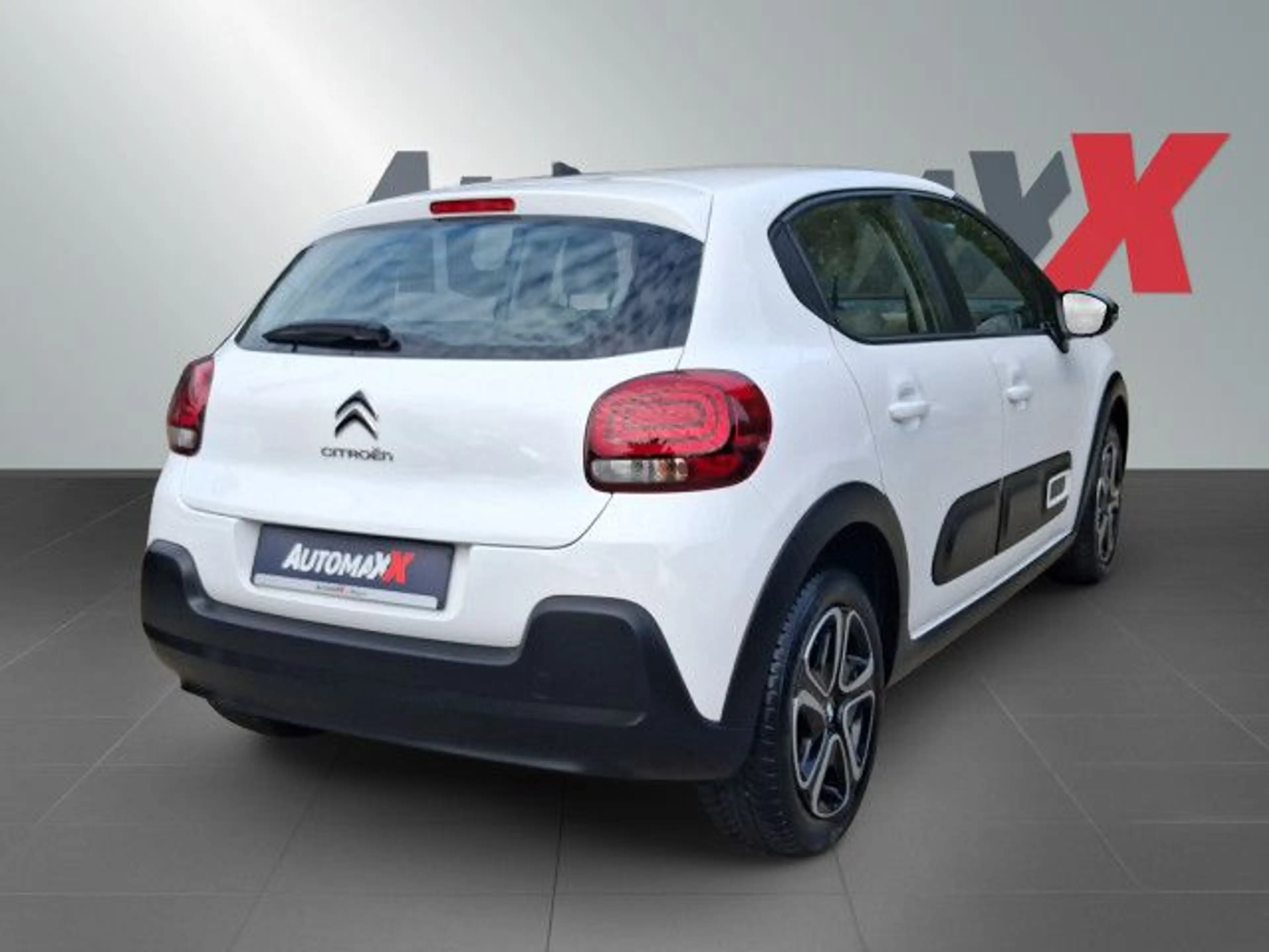 Citroen C35 C3 PT 110 PLUS CarPlay LED Bluetooth Klima — photo 2