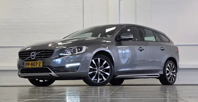 2017 Volvo V60 in Grey for sale
