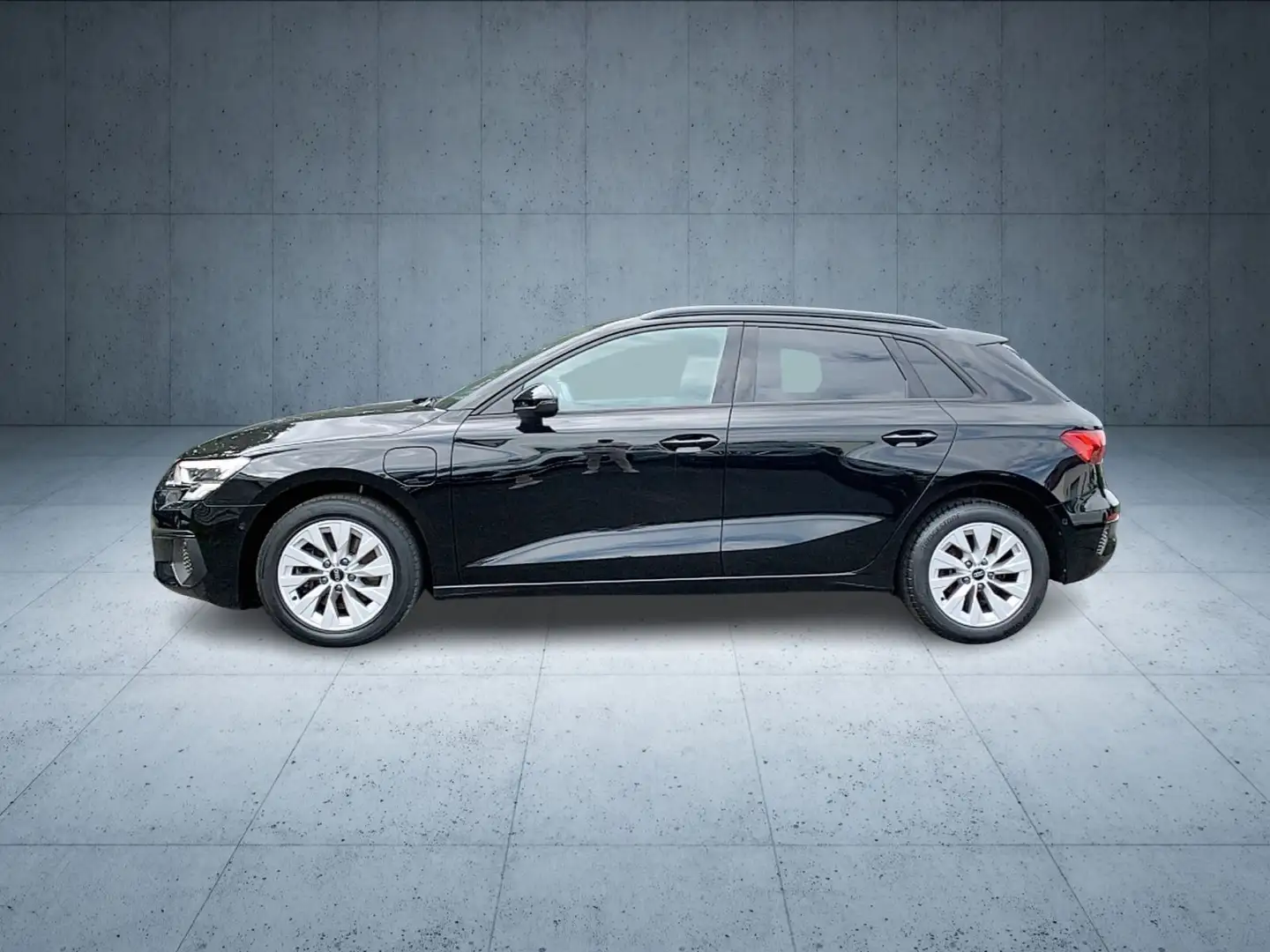 Audi A3 40 TFSI e LED/SHZ/MMI/Temp/ASI/soun Schwarz - 2