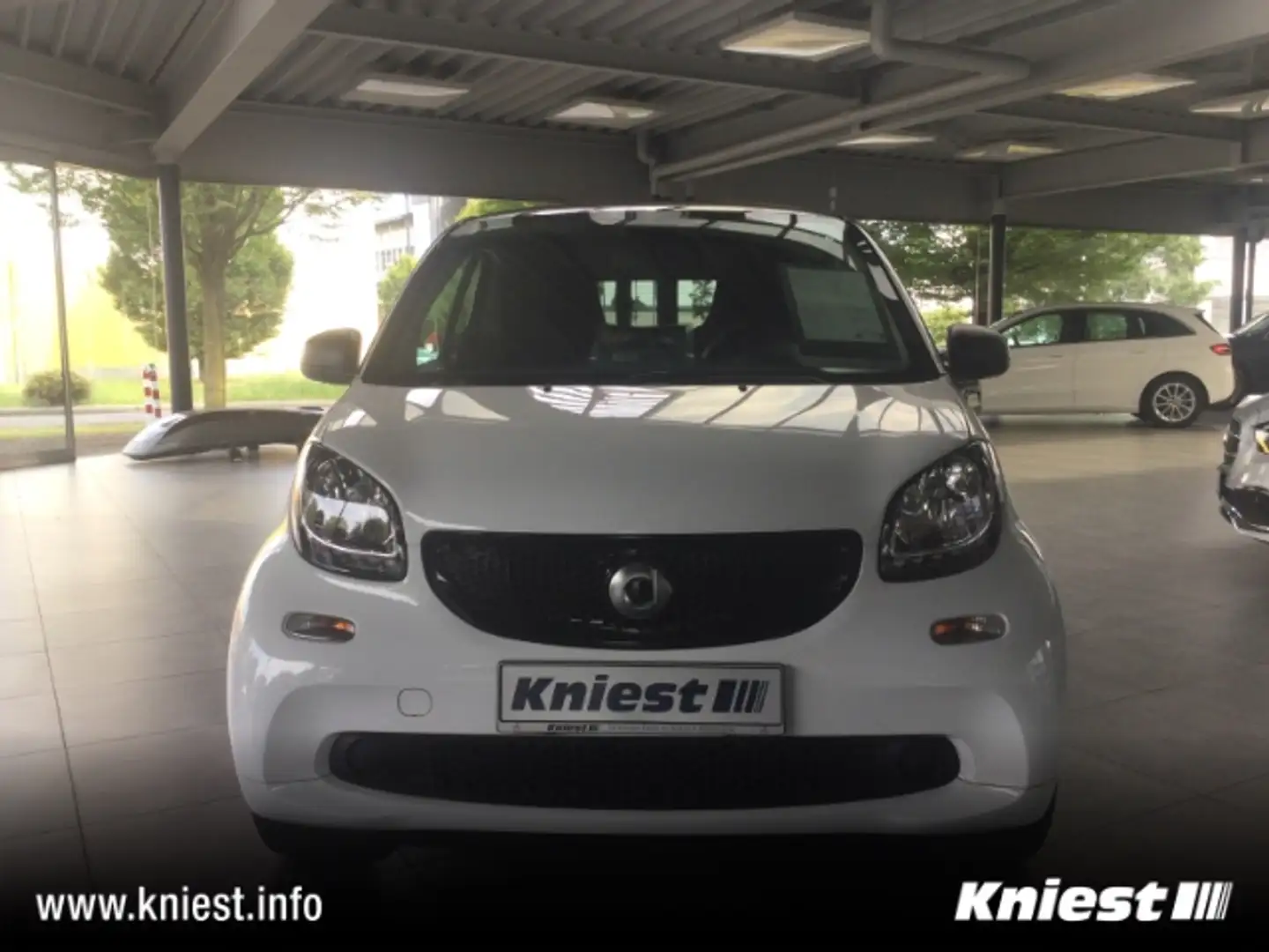 smart forTwo Passion+Twinamic+Cool&Audio+Pano+Komfort-P White - 2