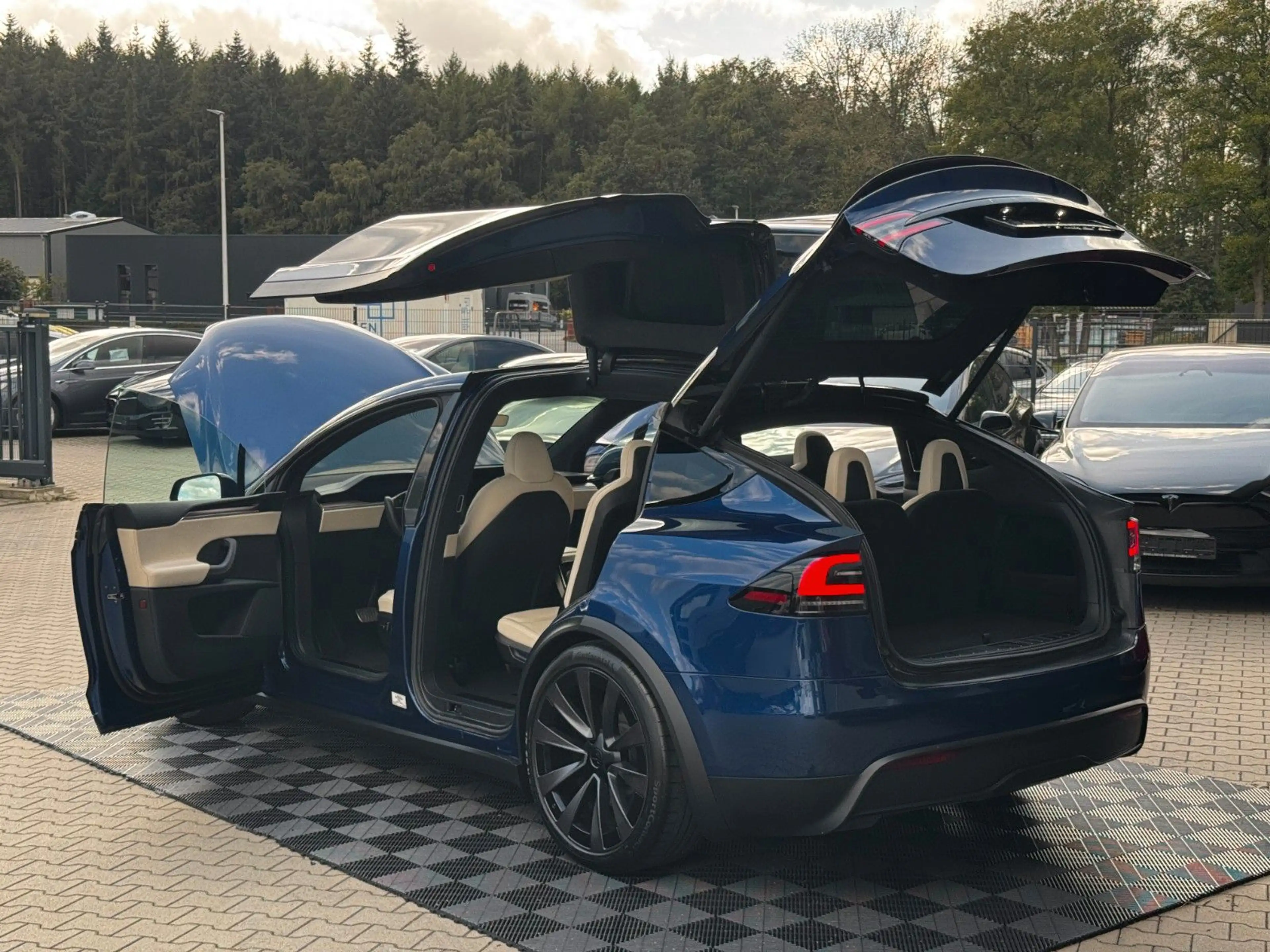 Tesla Model X MODEL X LR | ENHANCED AP 4 AI | 22'' TURBINE | 7 — photo 13