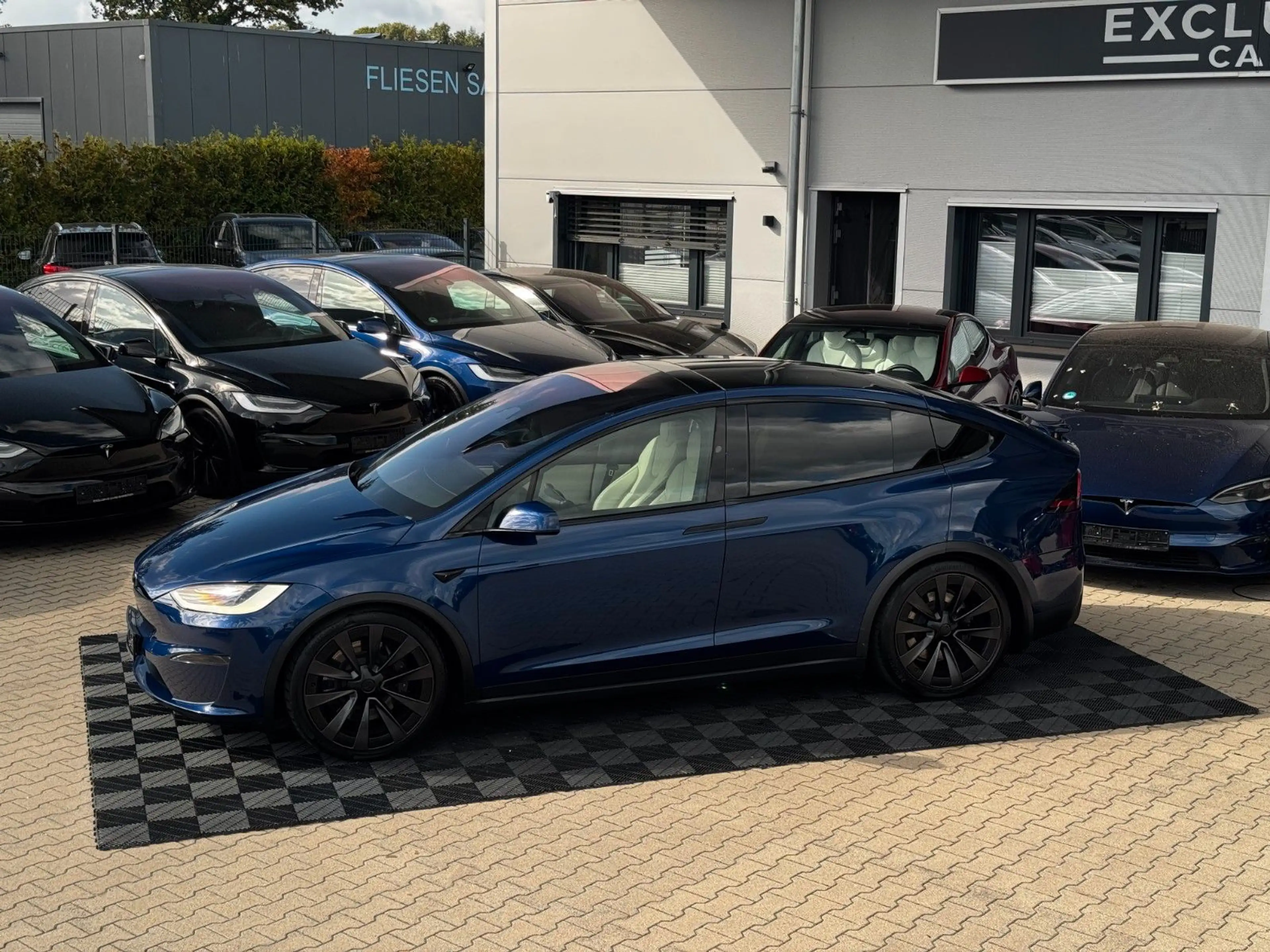 Tesla Model X MODEL X LR | ENHANCED AP 4 AI | 22'' TURBINE | 7 — photo 5