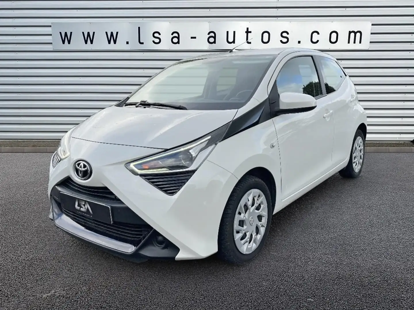 Toyota Aygo 1.0 VVT-i x-play Blanc - 1