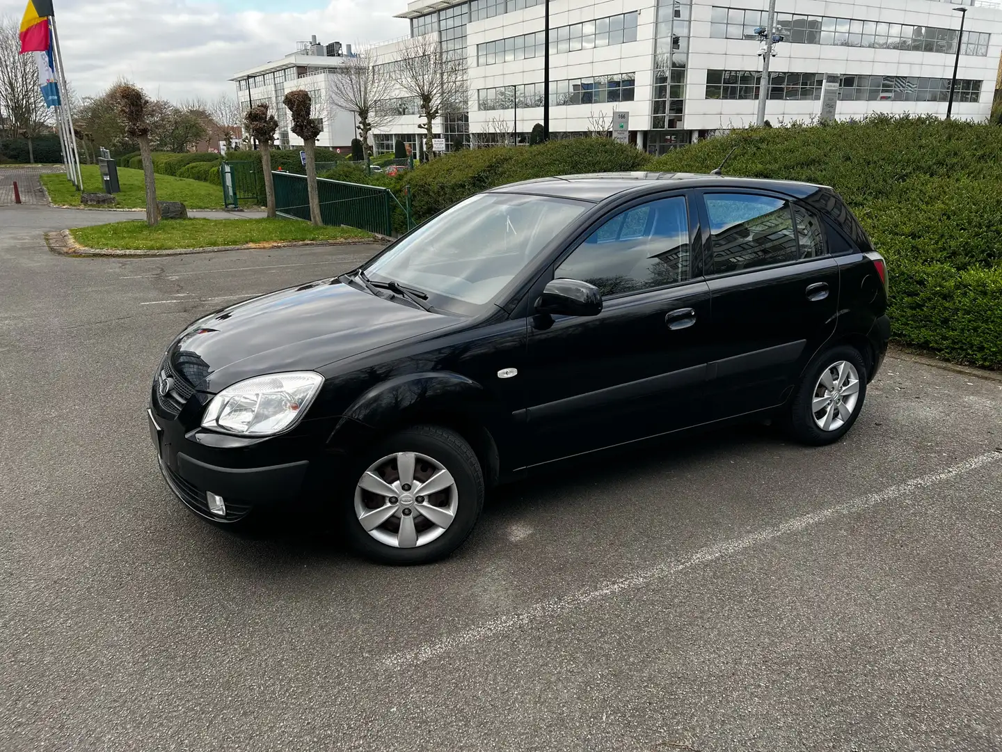 Kia Rio 1.4i Aventura - 2