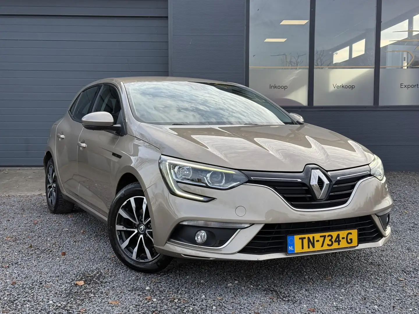 Renault Megane 1.5 dCi Eco2 Limited 2e Eigenaar,Trekhaak,Navi,Cli Brun - 2