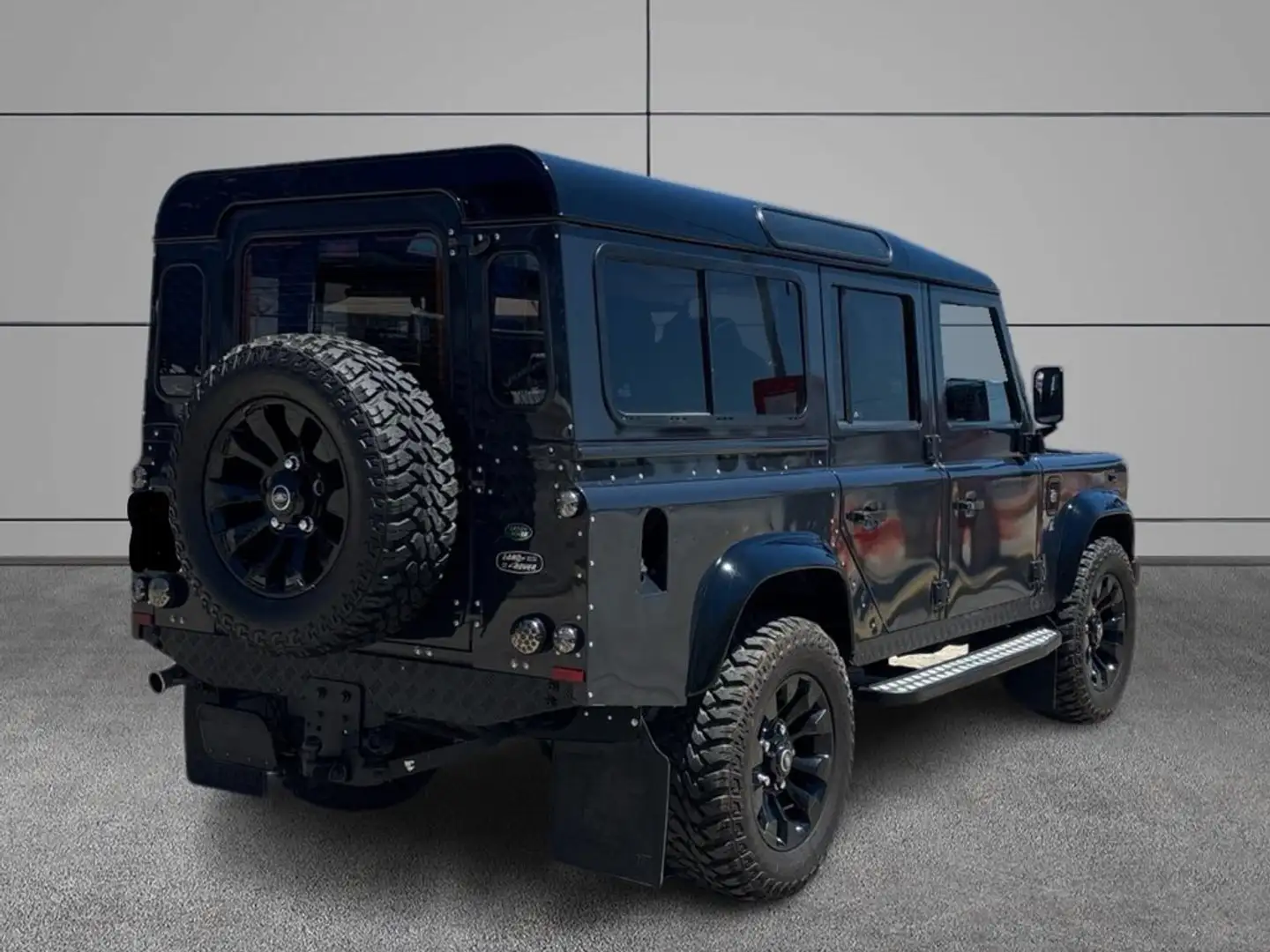 Land Rover Defender 110 SW E Negro - 2