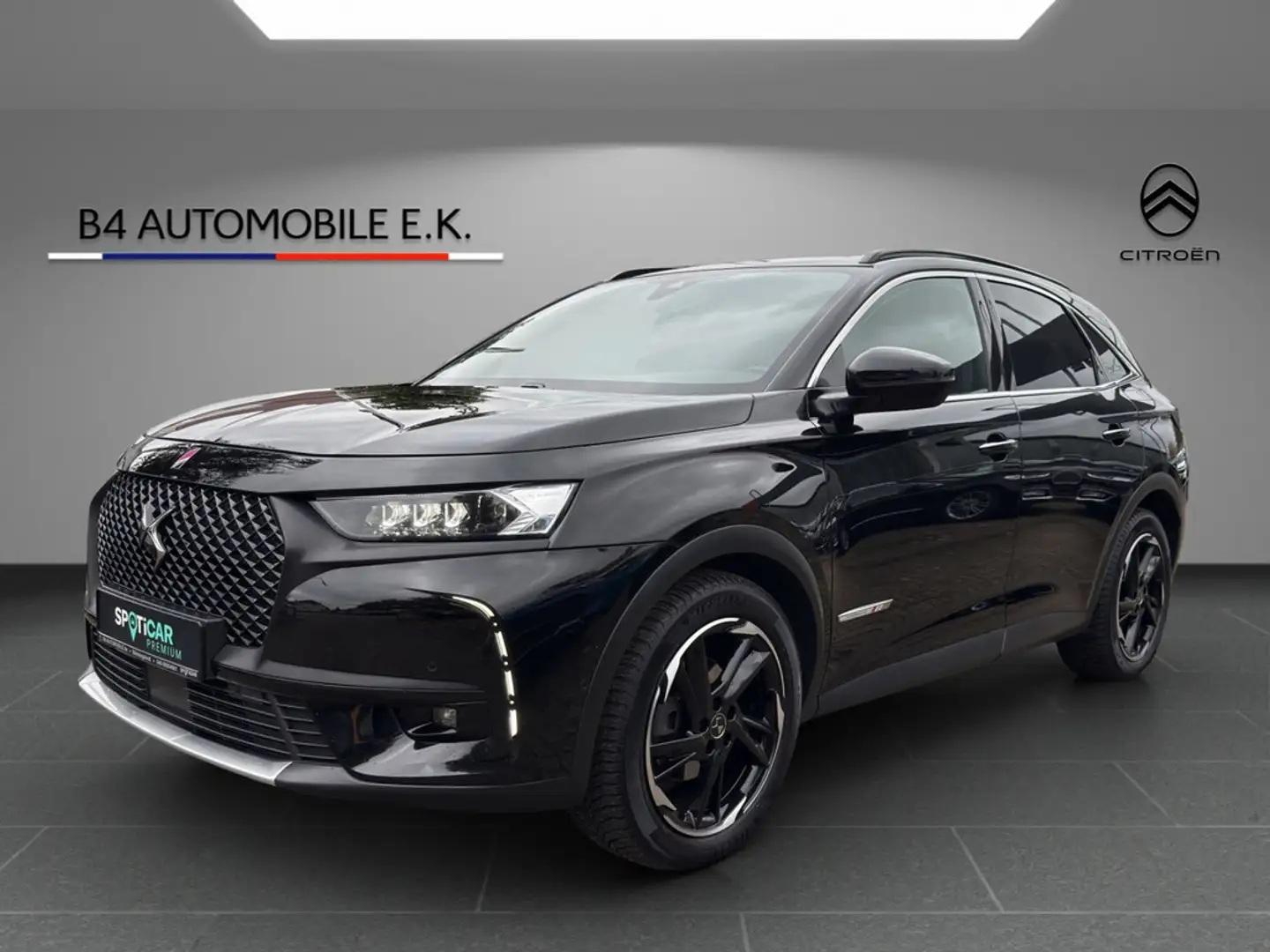 DS Automobiles DS 7 Crossback 225 Performance Line + Leder Schwarz - 1