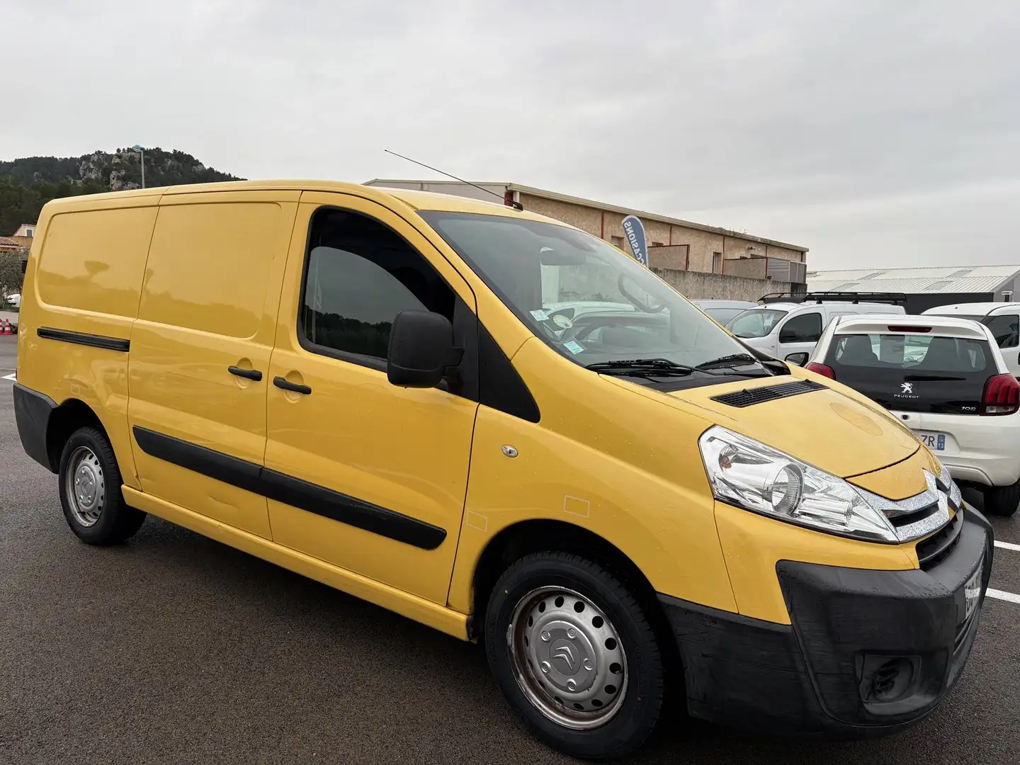 Citroen Jumpy 1.6 HDI 90 L2 CONFORT Jaune - 2