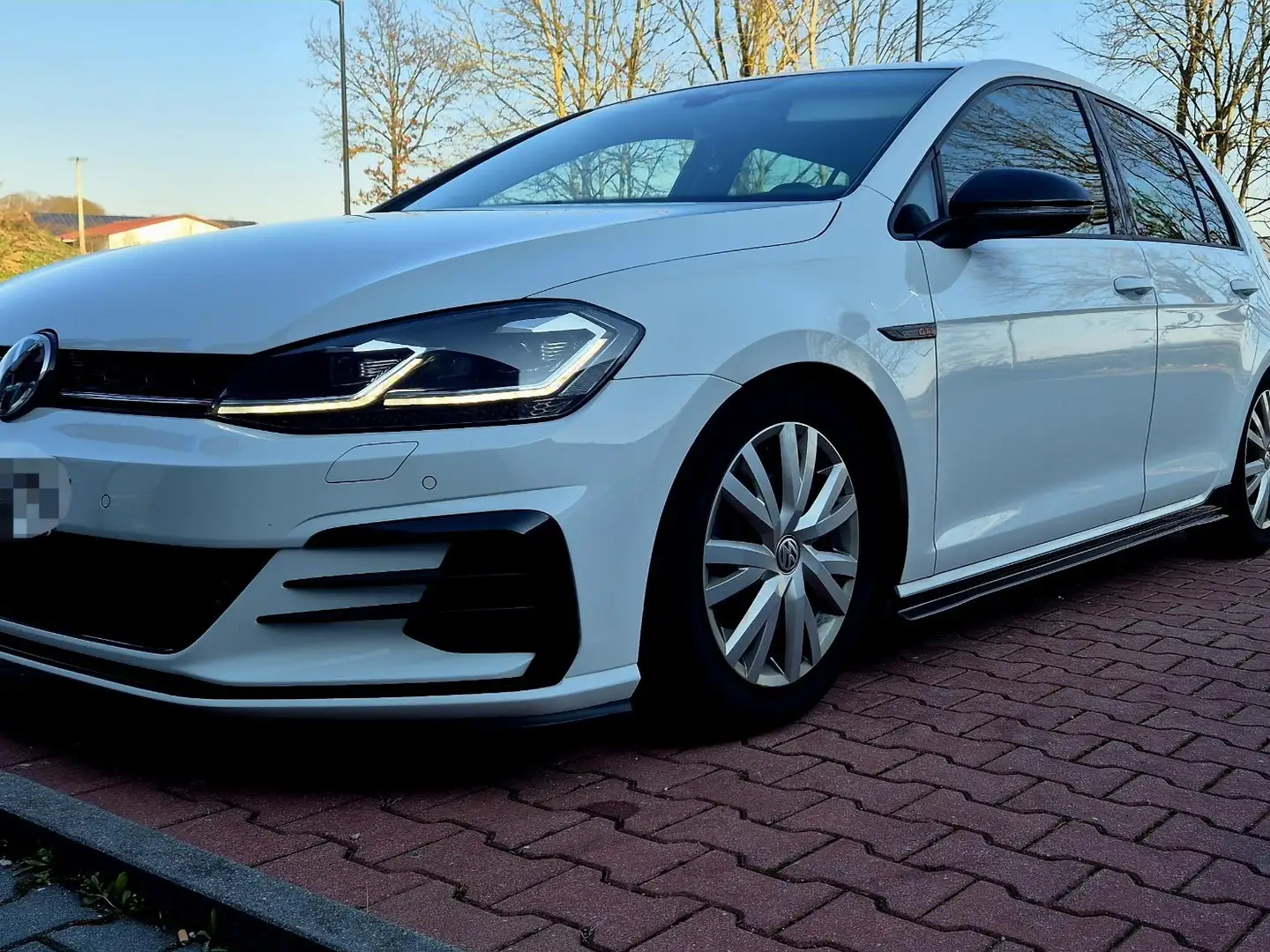 Volkswagen Golf Sound Matrix Weiß - 1