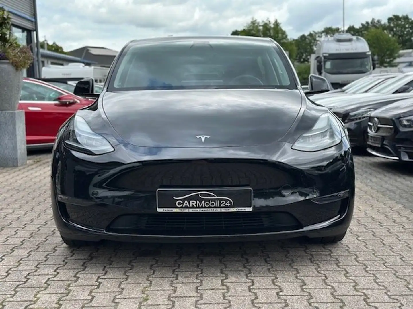 Tesla Model Y Long Range Dual AWD*R-Cam*Pano*Keyless-*4X-SHZ* Schwarz - 2