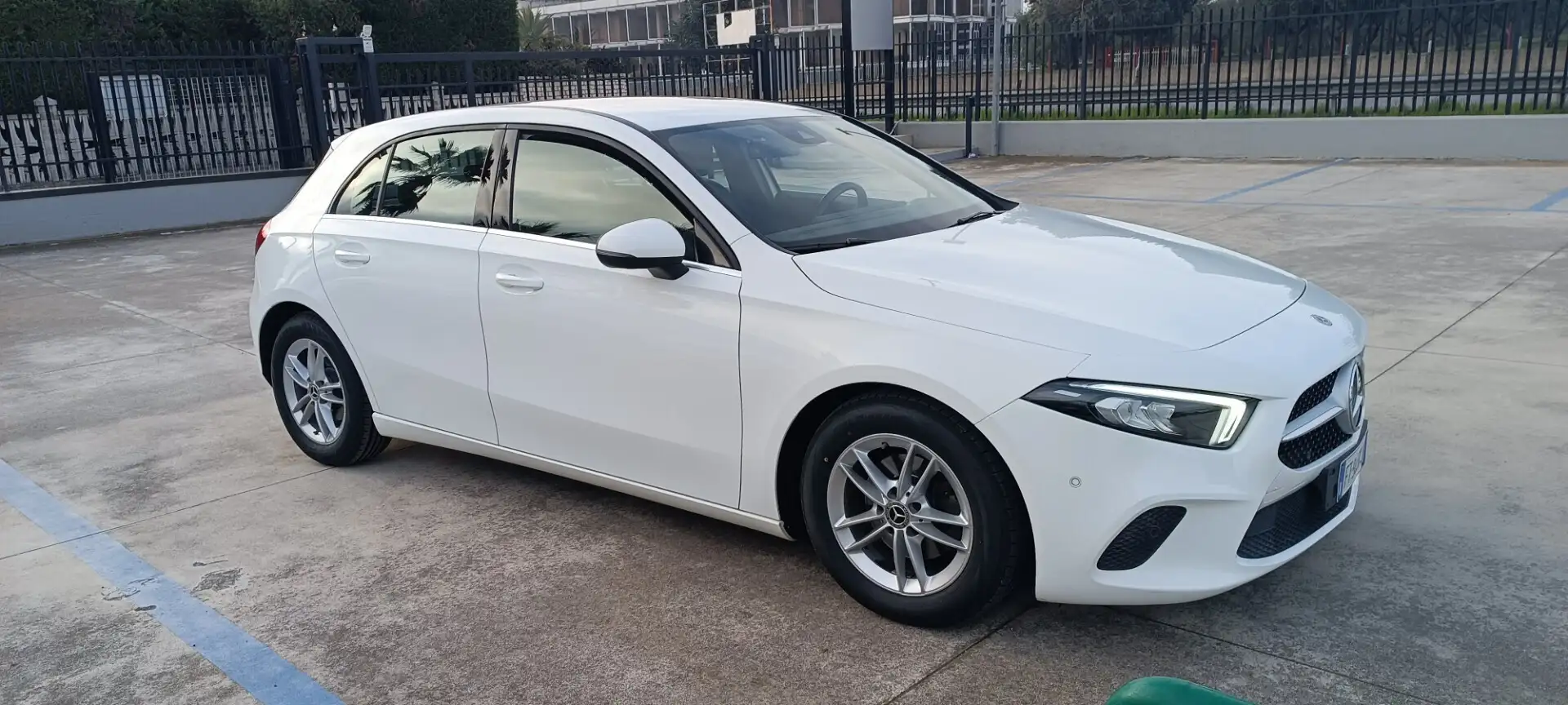Mercedes-Benz A 180 A 180 d Automatic Business Extra Blanco - 2