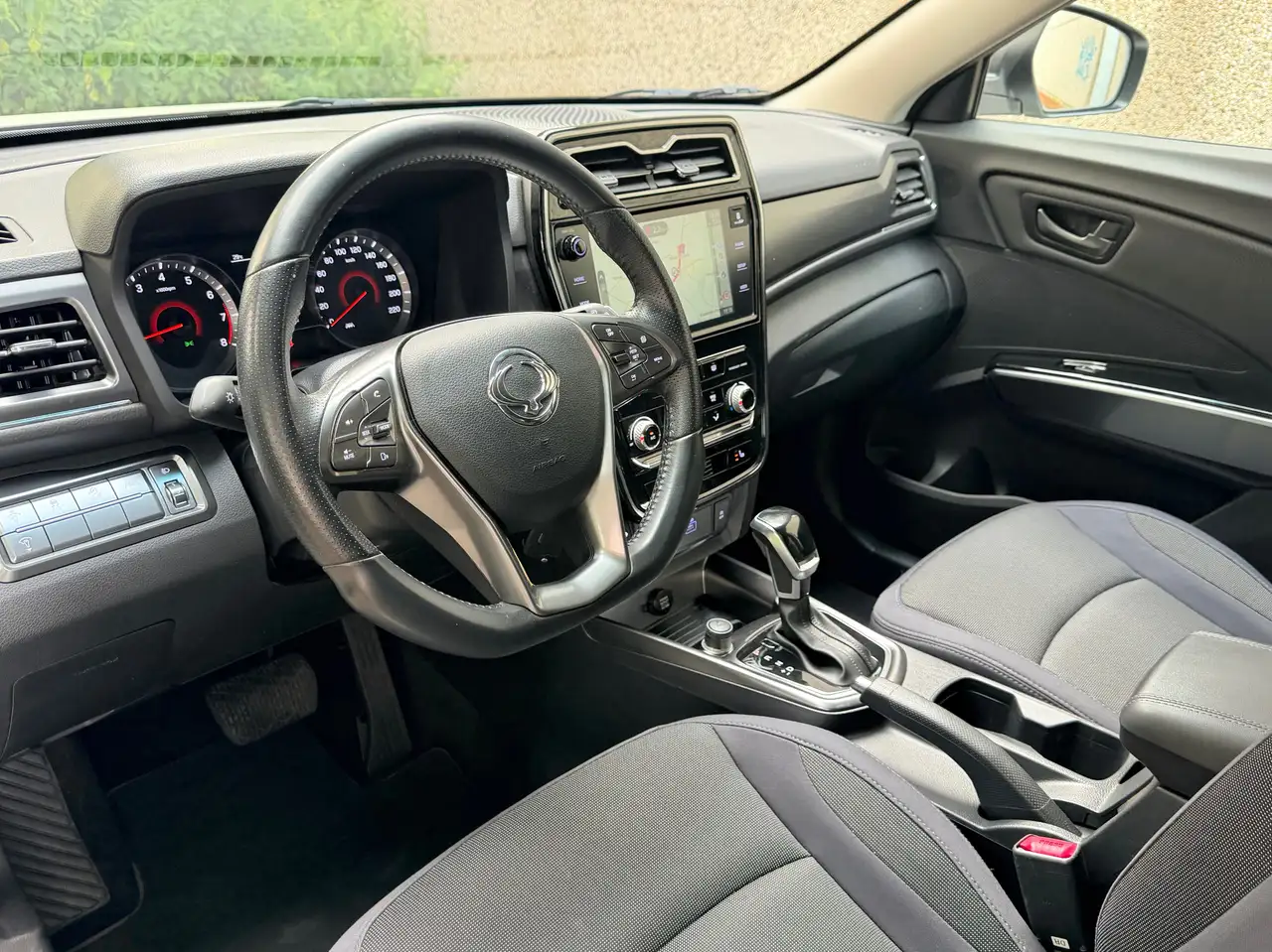 SsangYong Tivoli 2023 — фото 14