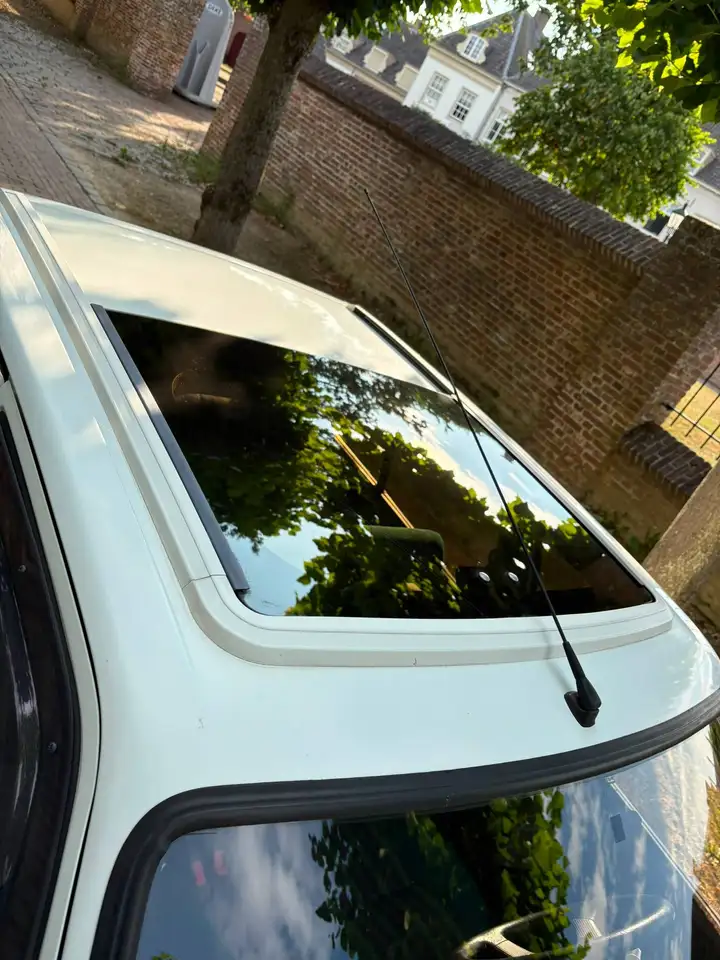 Peugeot 205 Green 1.4 | 1990 | 1e Eigenaar | Origineel | Roestvrij | Nieuwe APK, foto 9