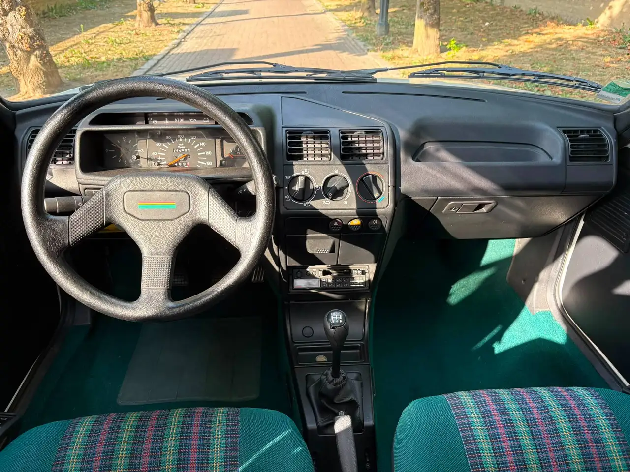 Peugeot 205 Green 1.4 | 1990 | 1e Eigenaar | Origineel | Roestvrij | Nieuwe APK, foto 11