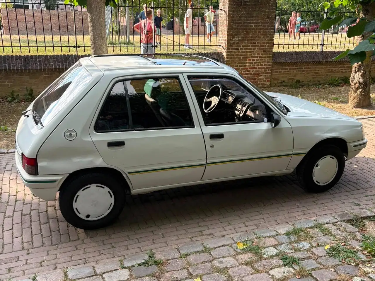 Peugeot 205 Green 1.4 | 1990 | 1e Eigenaar | Origineel | Roestvrij | Nieuwe APK, foto 6