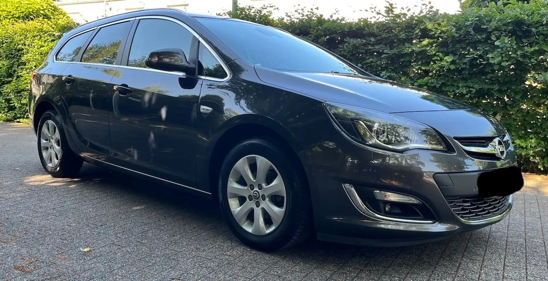 Opel Astra Astra 1.4 Turbo Sports Tourer Aut. Exklusiv Grau - 1