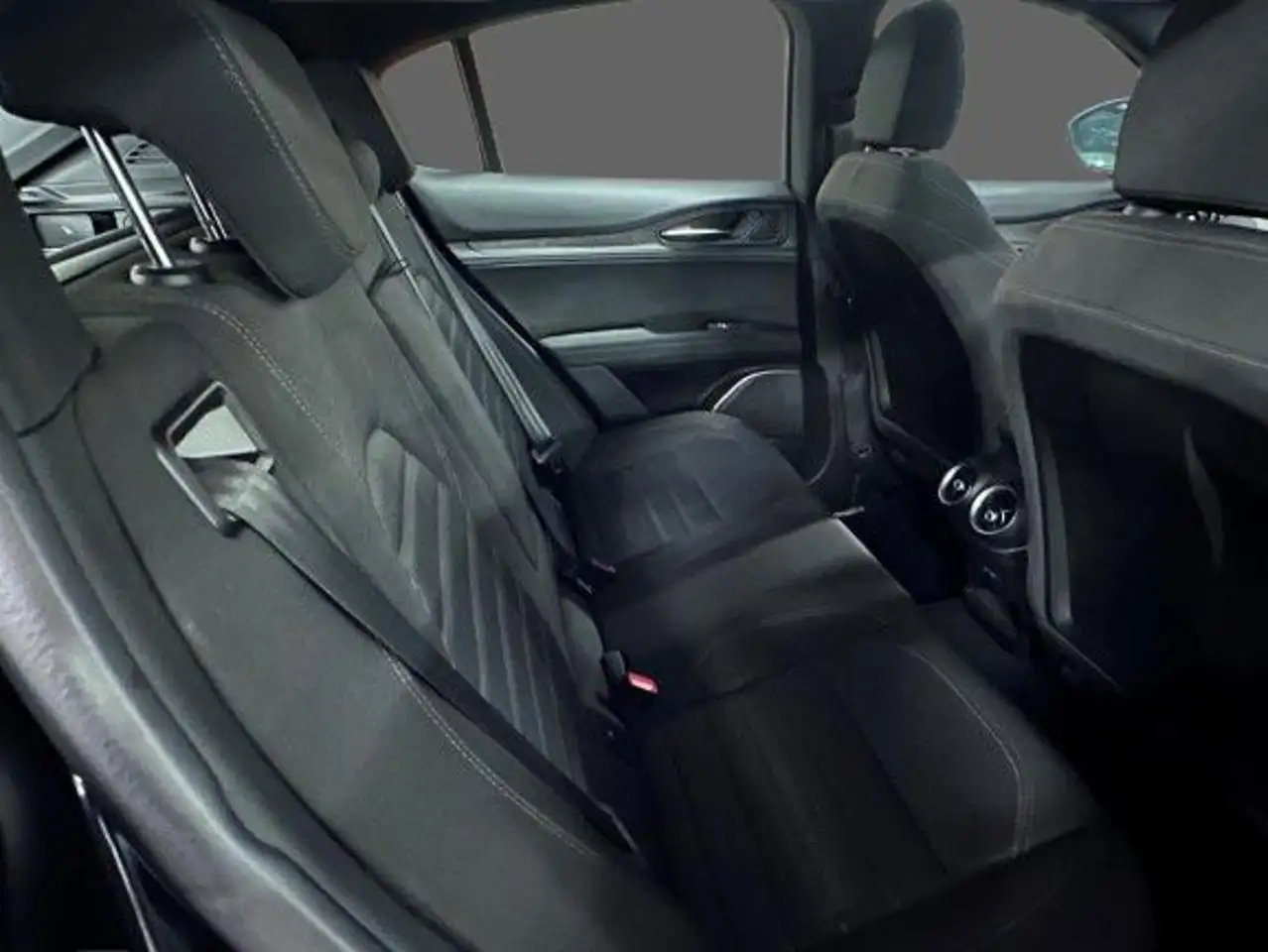 Alfa Romeo Stelvio 2022