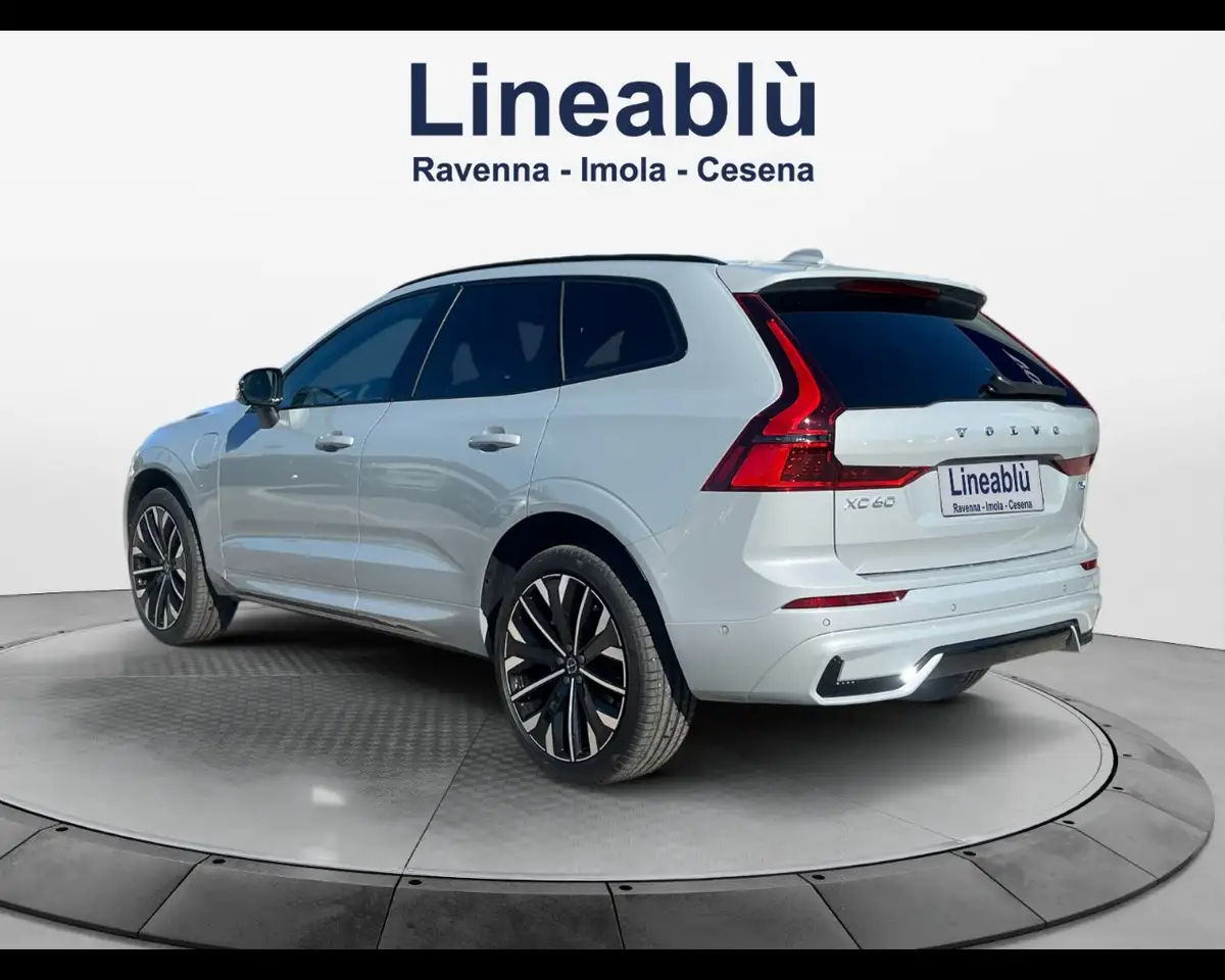 Volvo XC60 2026