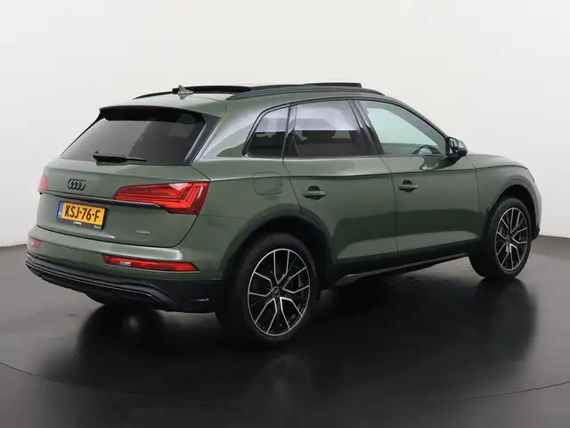 Audi Q5 view 4