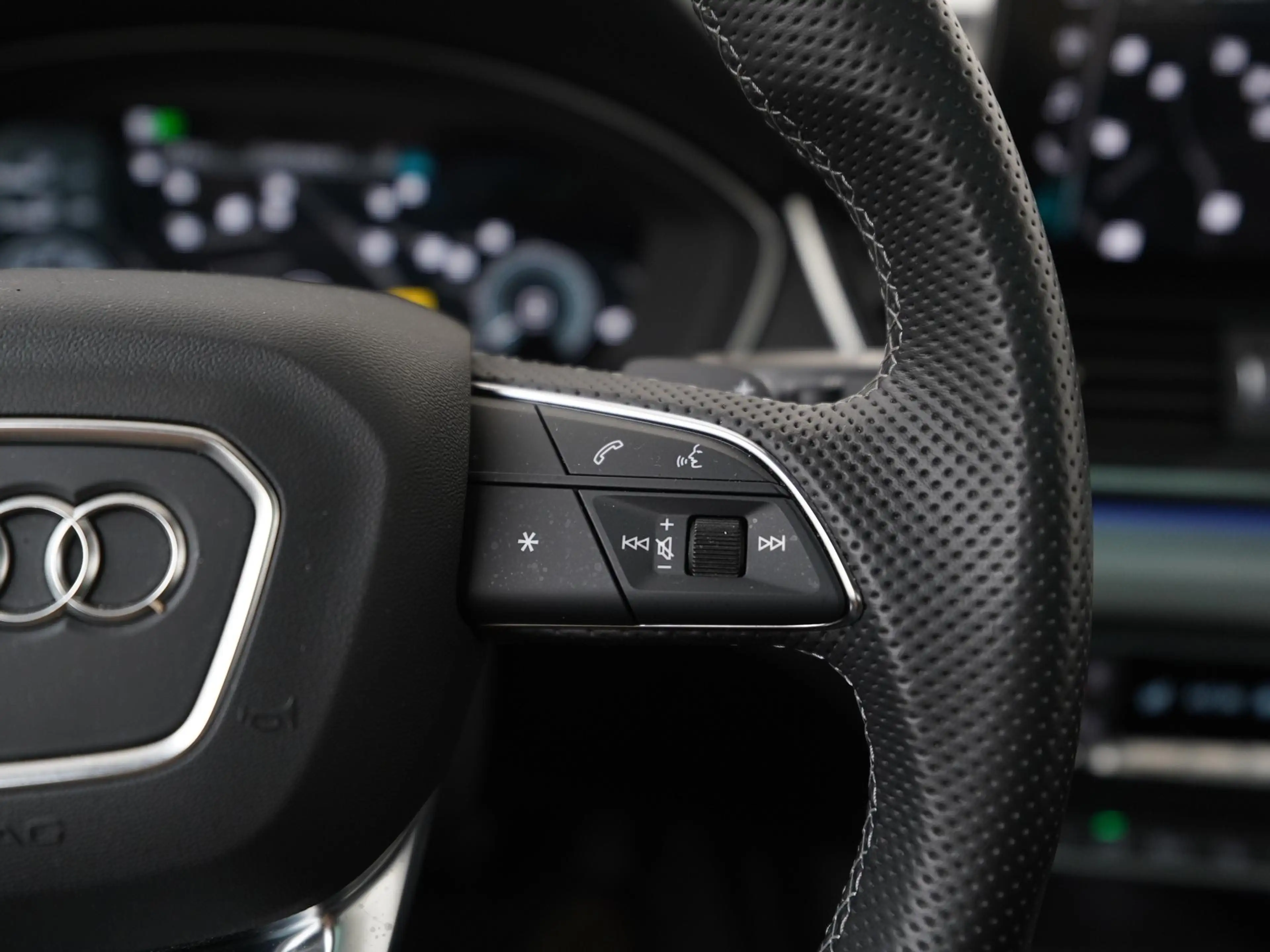 Audi Q5 50 TFSIe S line Black Optiek | Panoramadak | B&O A — photo 9