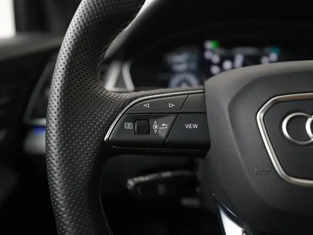 Audi Q5 view 7