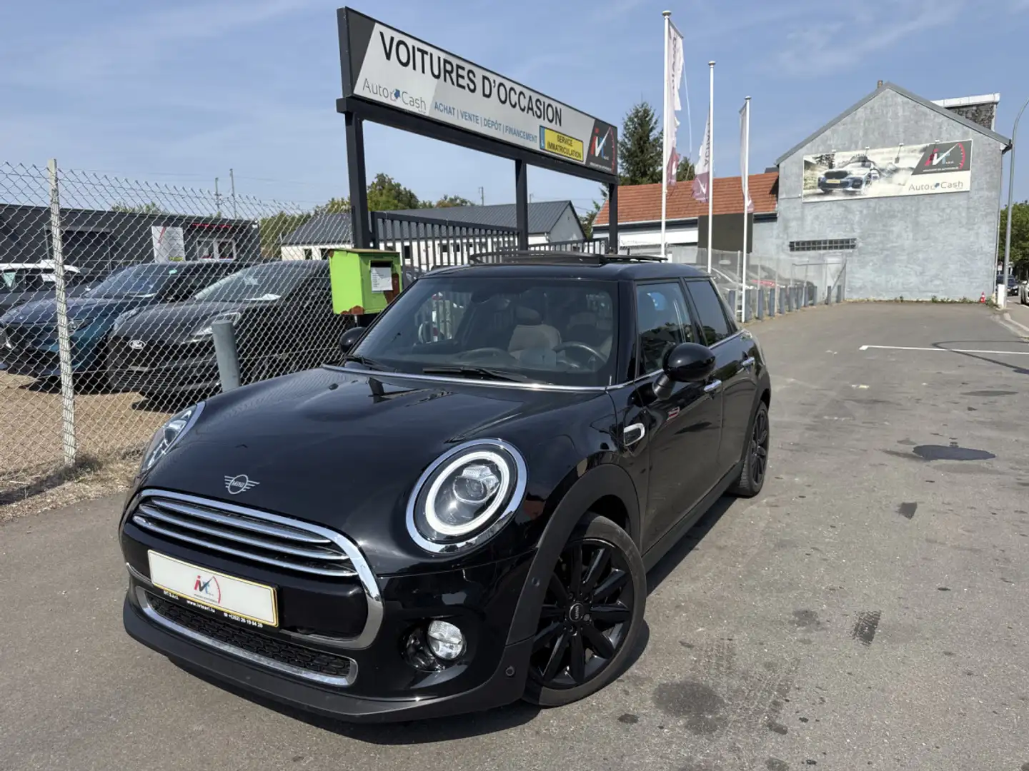 MINI Cooper 1.5 AUTO 136 5 PORTES Noir - 1