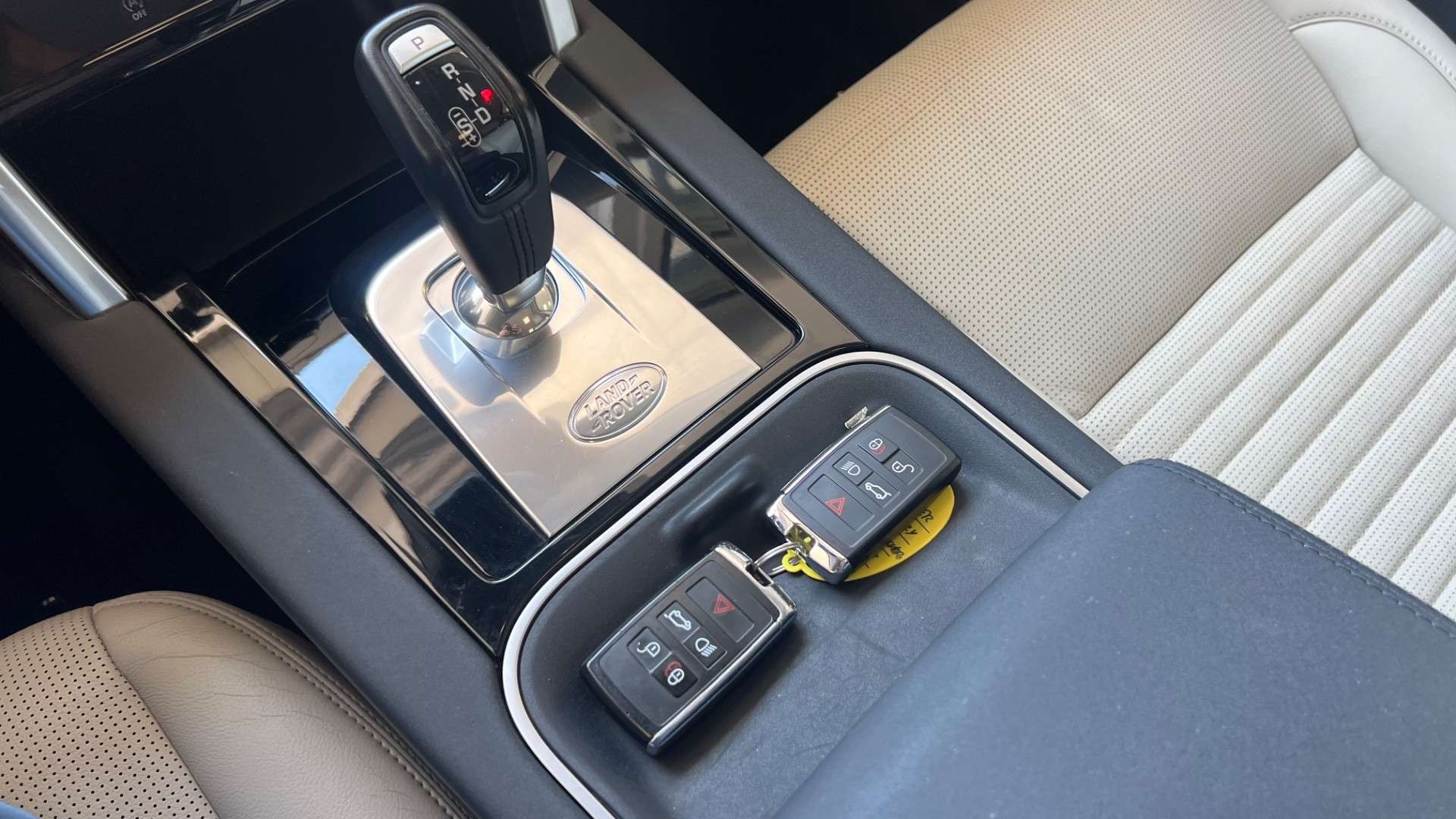 Land Rover Discovery Sport P200 R-Dynamic - 2021 - Joinsteer - #10