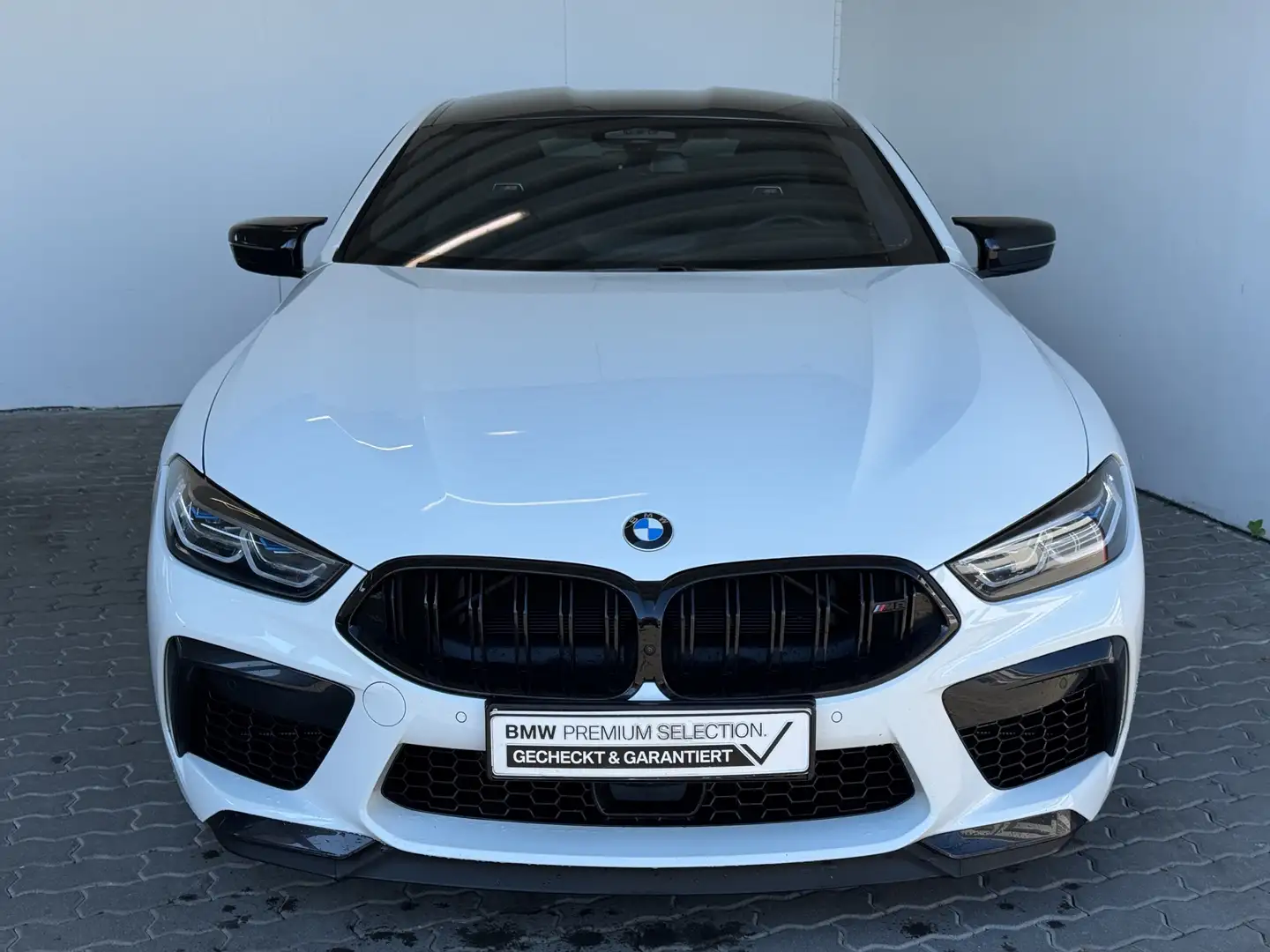 BMW M8 Competition xDrive Coupé LiveCock.ParkAs.Keyl Weiß - 1