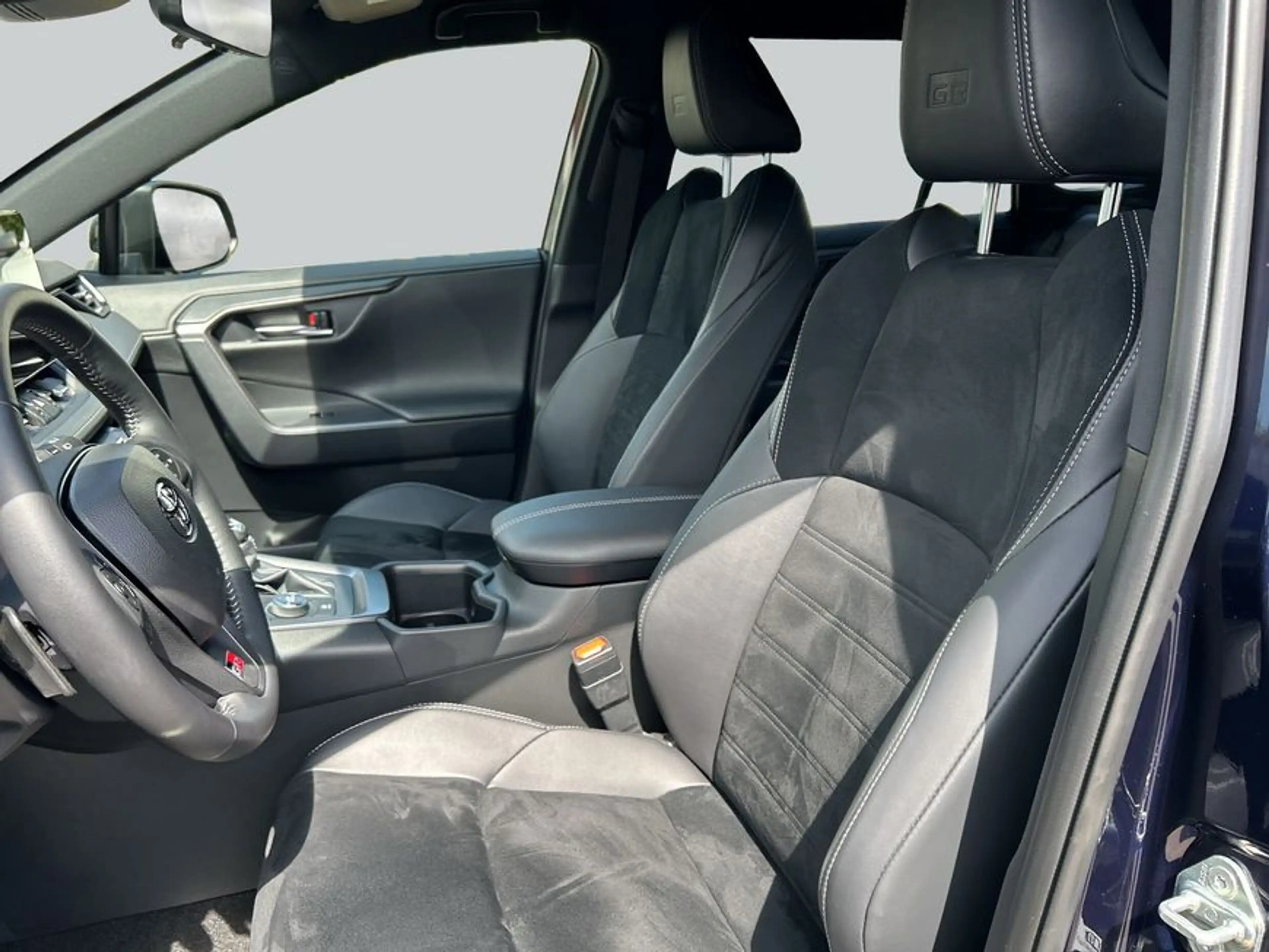 Toyota RAV 4 2.5 4x4 Hybrid GR SPORT — photo 10