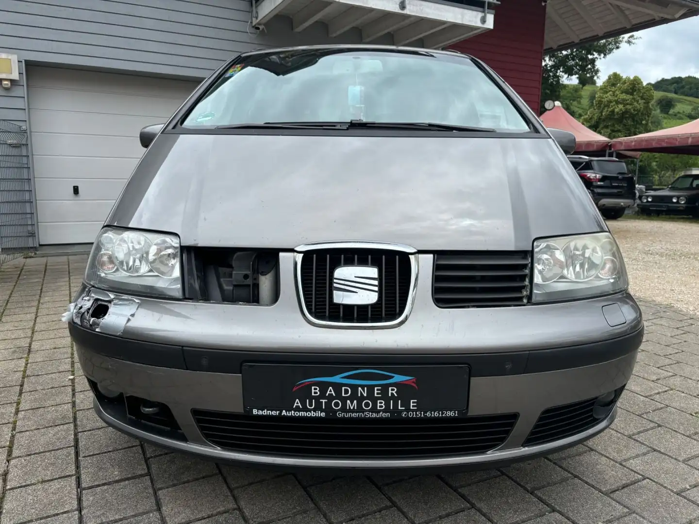 SEAT Alhambra Reference 2.0 Diesel Gri - 2