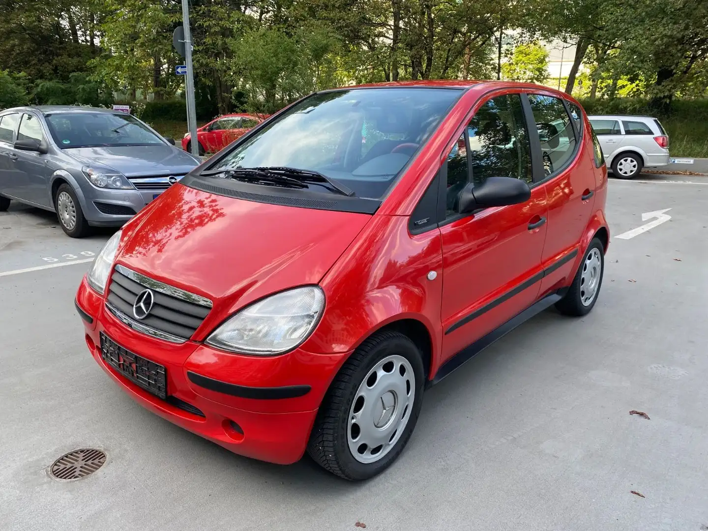 Mercedes-Benz A 160 Automatik Getriebe Klima tel.01708044052 Roşu - 1