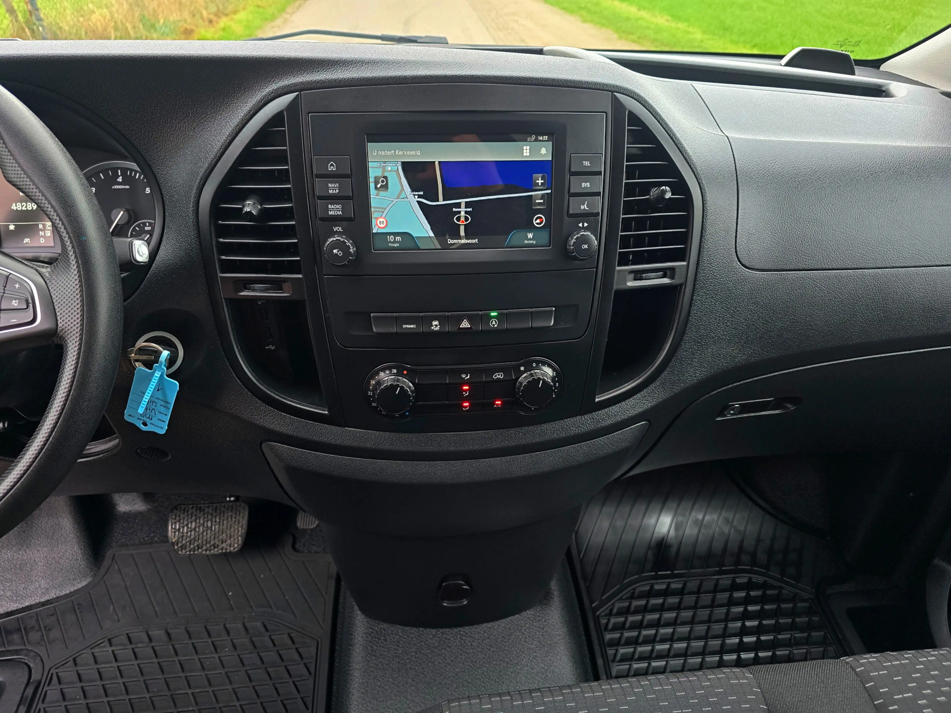 Mercedes-Benz Vito 116 CDI L3 H1 - 160 Pk - Euro 6 - Automaat - Navi — photo 16