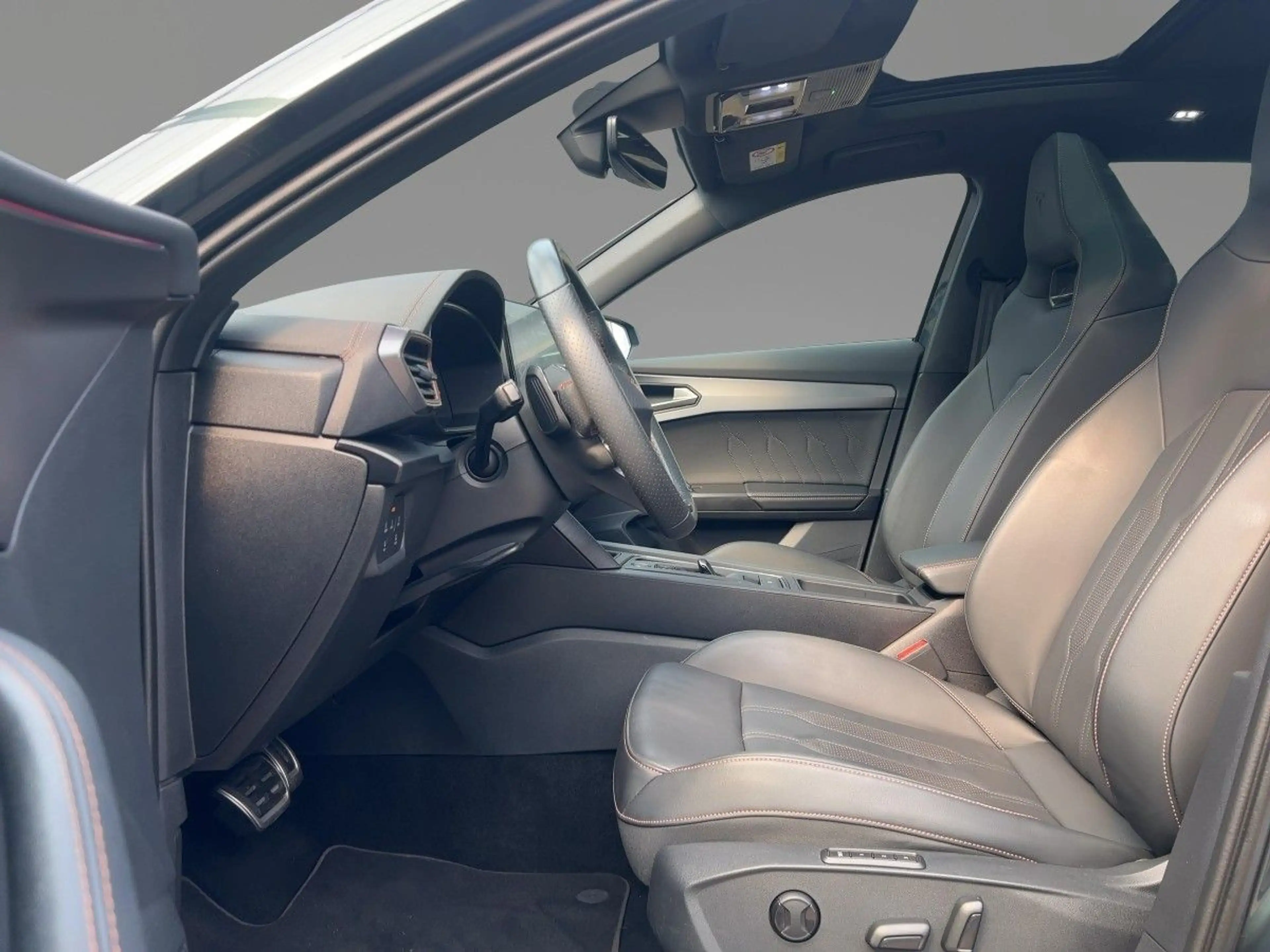 CUPRA Formentor VZ 1.4 e-HYBRID DSG Kamera AHK Panoram — photo 6