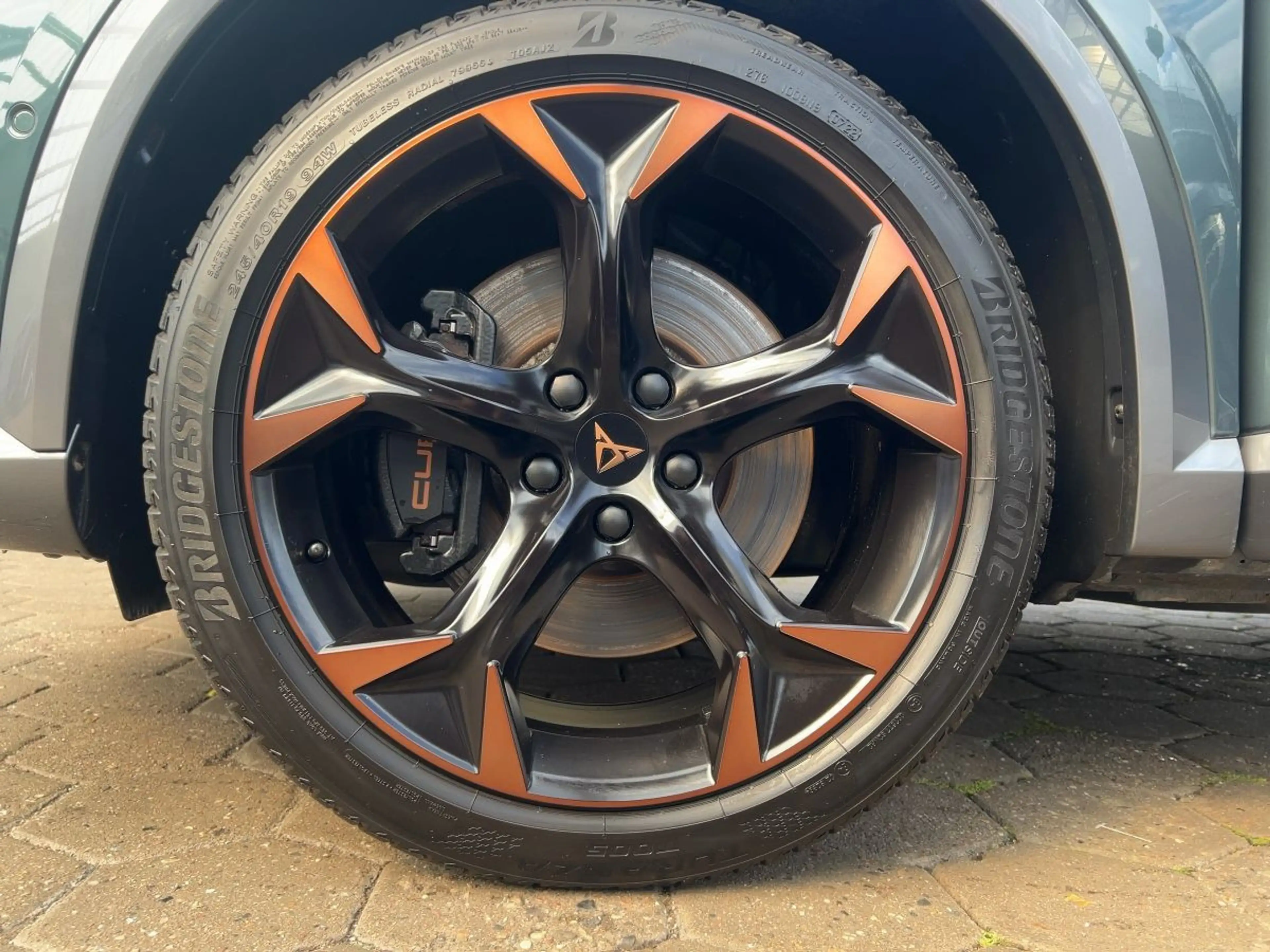 CUPRA Formentor VZ 1.4 e-HYBRID DSG Kamera AHK Panoram — photo 15