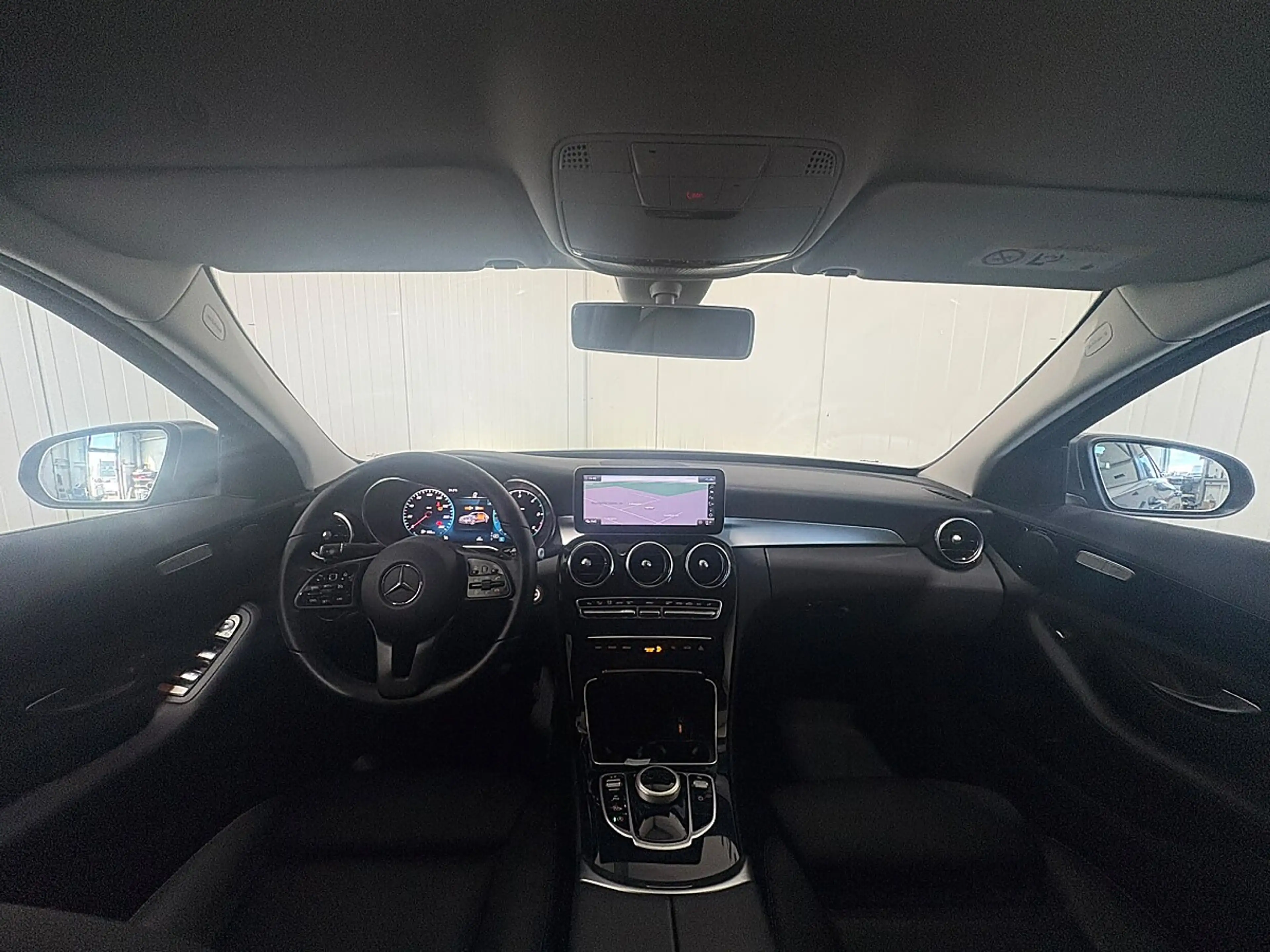 Mercedes-Benz C 180 d — photo 7