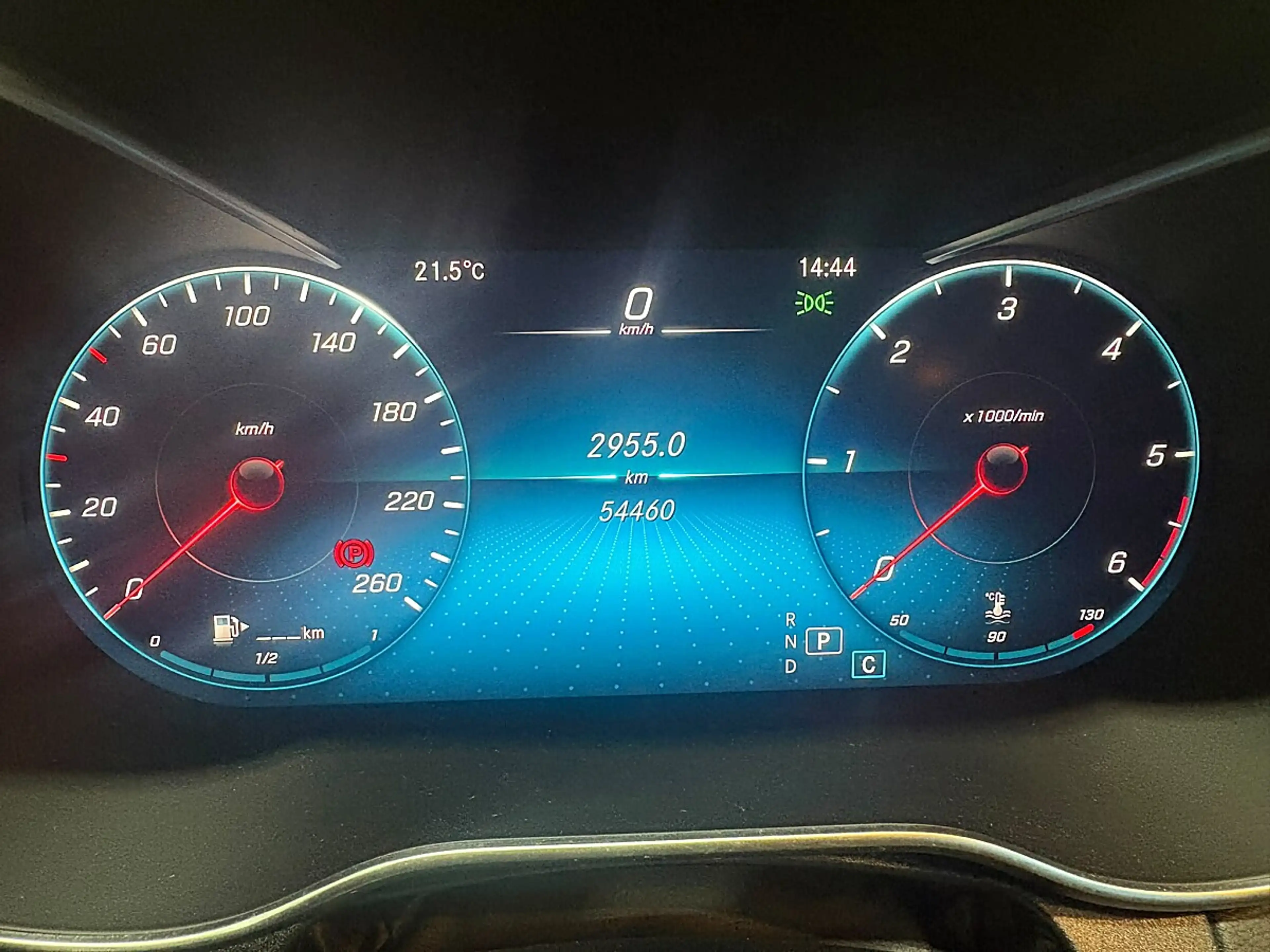 Mercedes-Benz C 180 d — photo 13