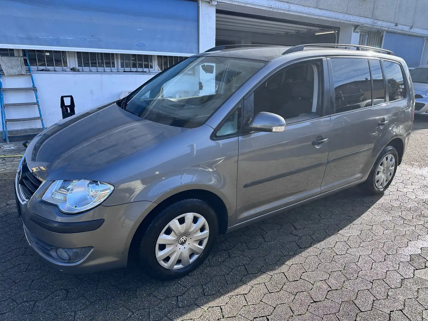 Volkswagen Touran 2.0 Trendline 109CV Ecofuel * 7POSTI - 1