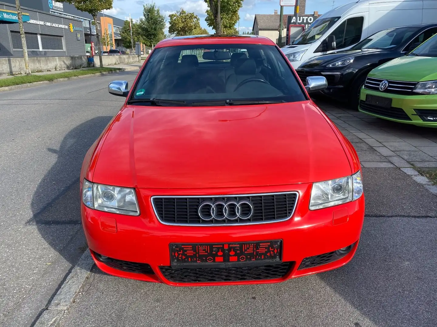 Audi S3 1.8T quattro Rojo - 1